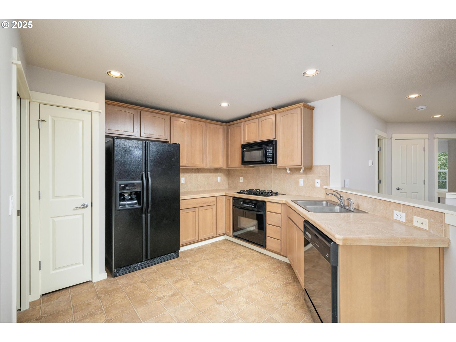 Photo #17: 174675999 Listing: Photo #17