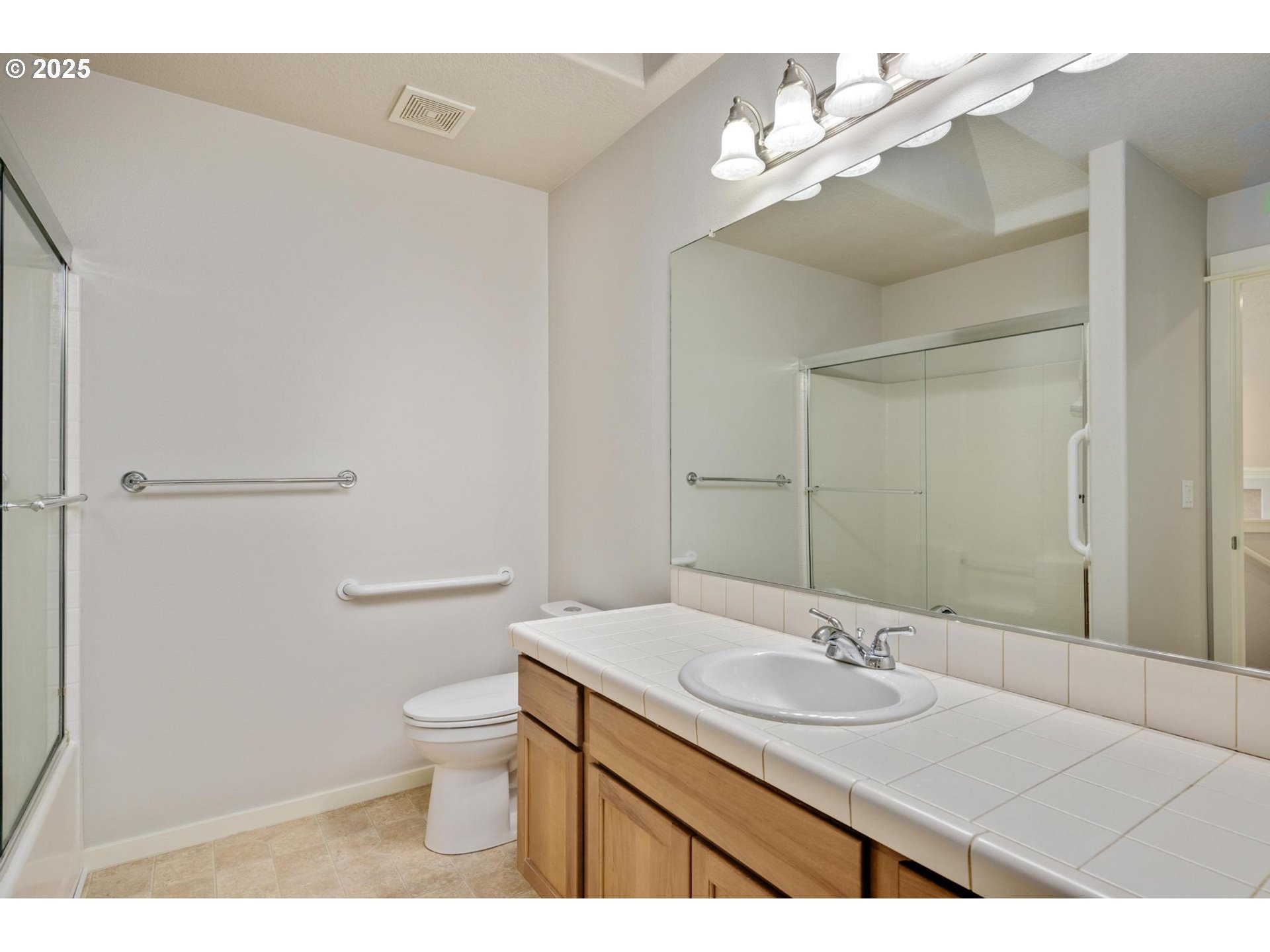 Photo #24: 174675999 Listing: Photo #24