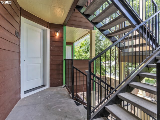 Photo #2: 175055531 Listing 
