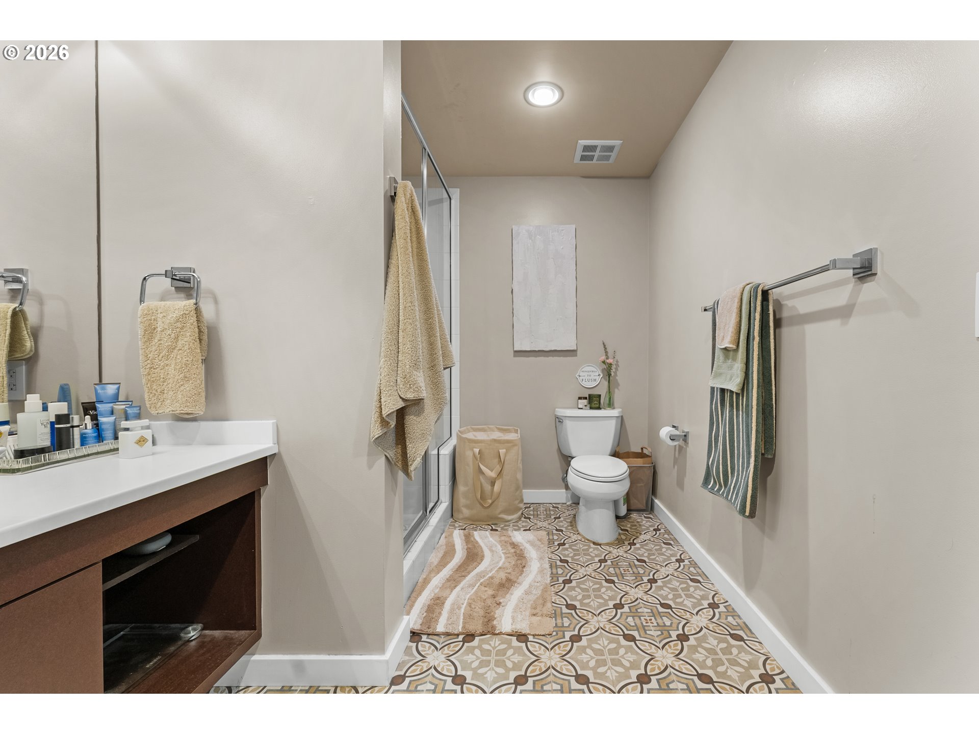 Photo #11: 175352890 Listing: Photo #11