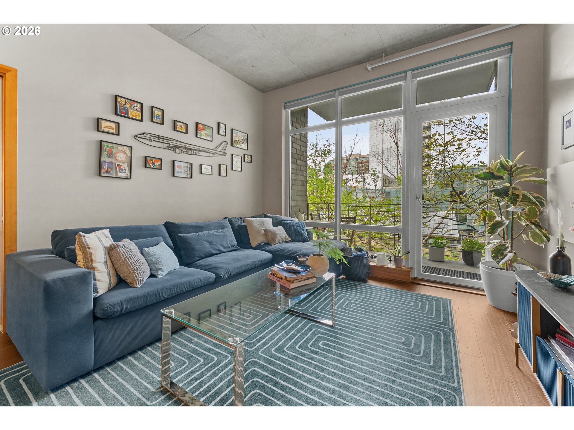 Photo #3: 175352890 Listing: Photo #3