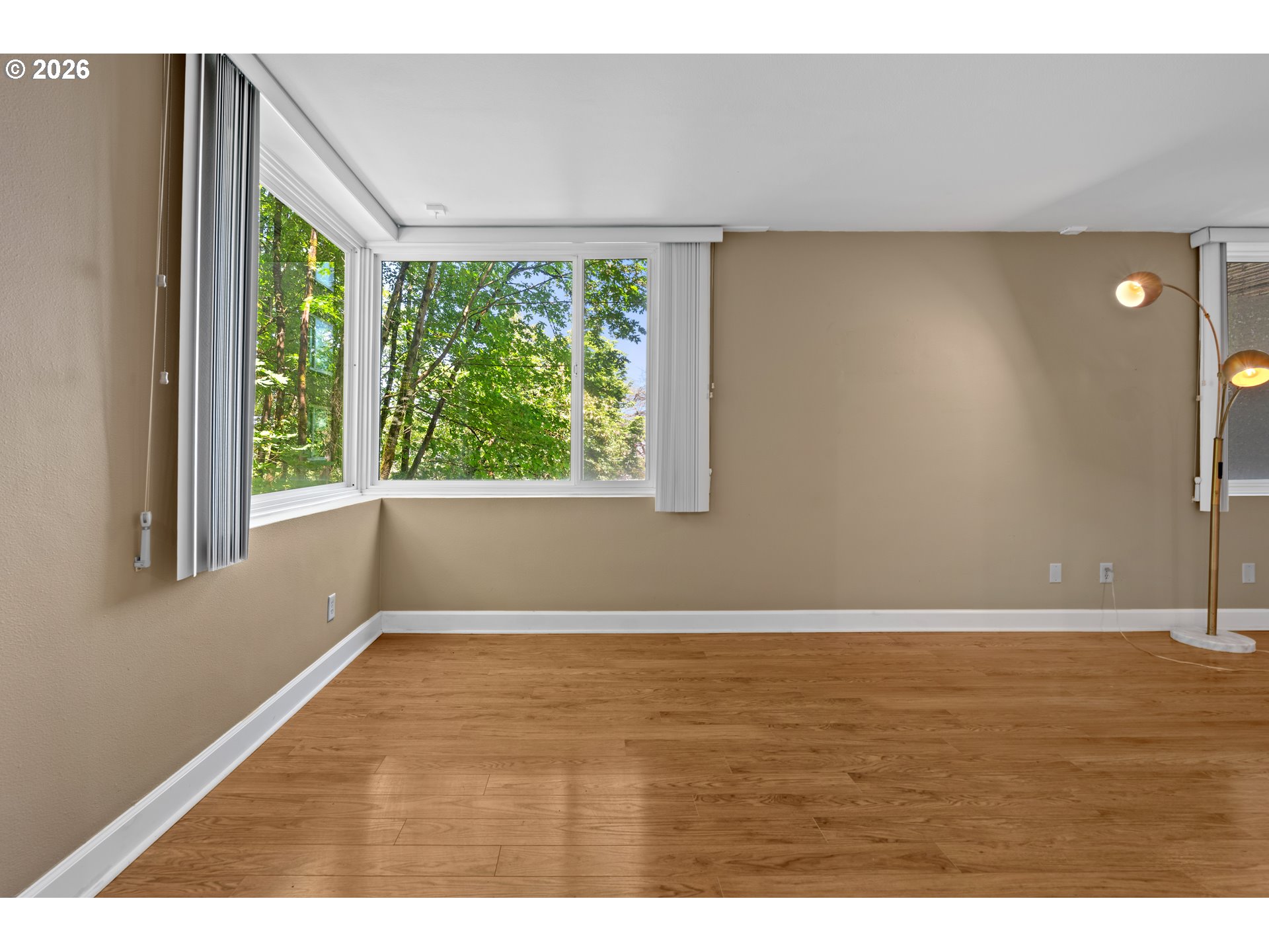 Photo #10: 175537072 Listing: Photo #10