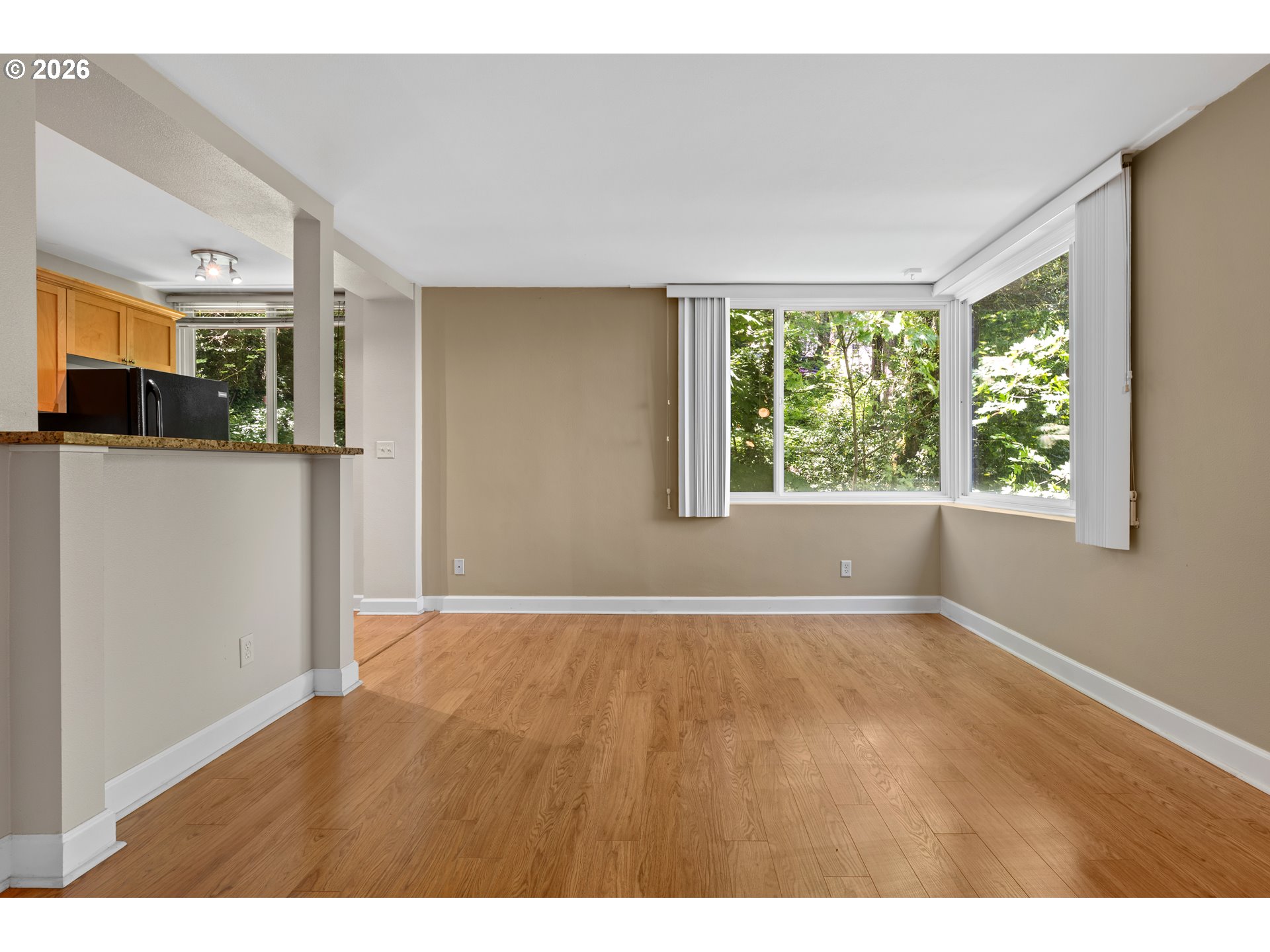 Photo #14: 175537072 Listing: Photo #14
