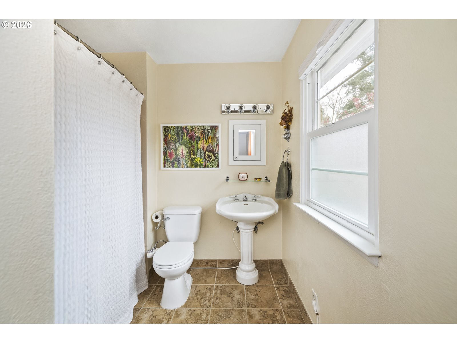 Photo #33: 176004117 Listing: Photo #33