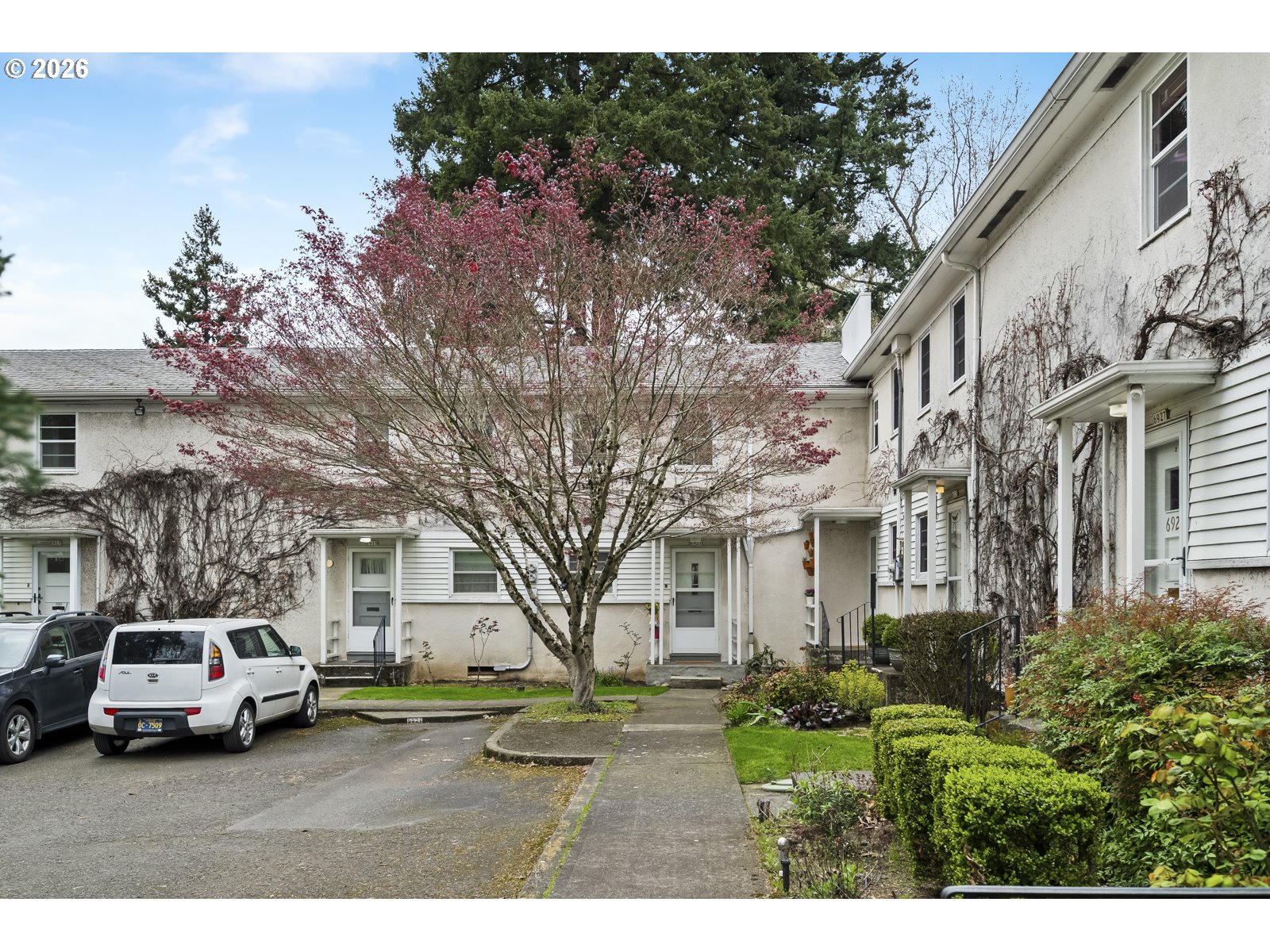 Photo #5: 176004117 Listing: Photo #5