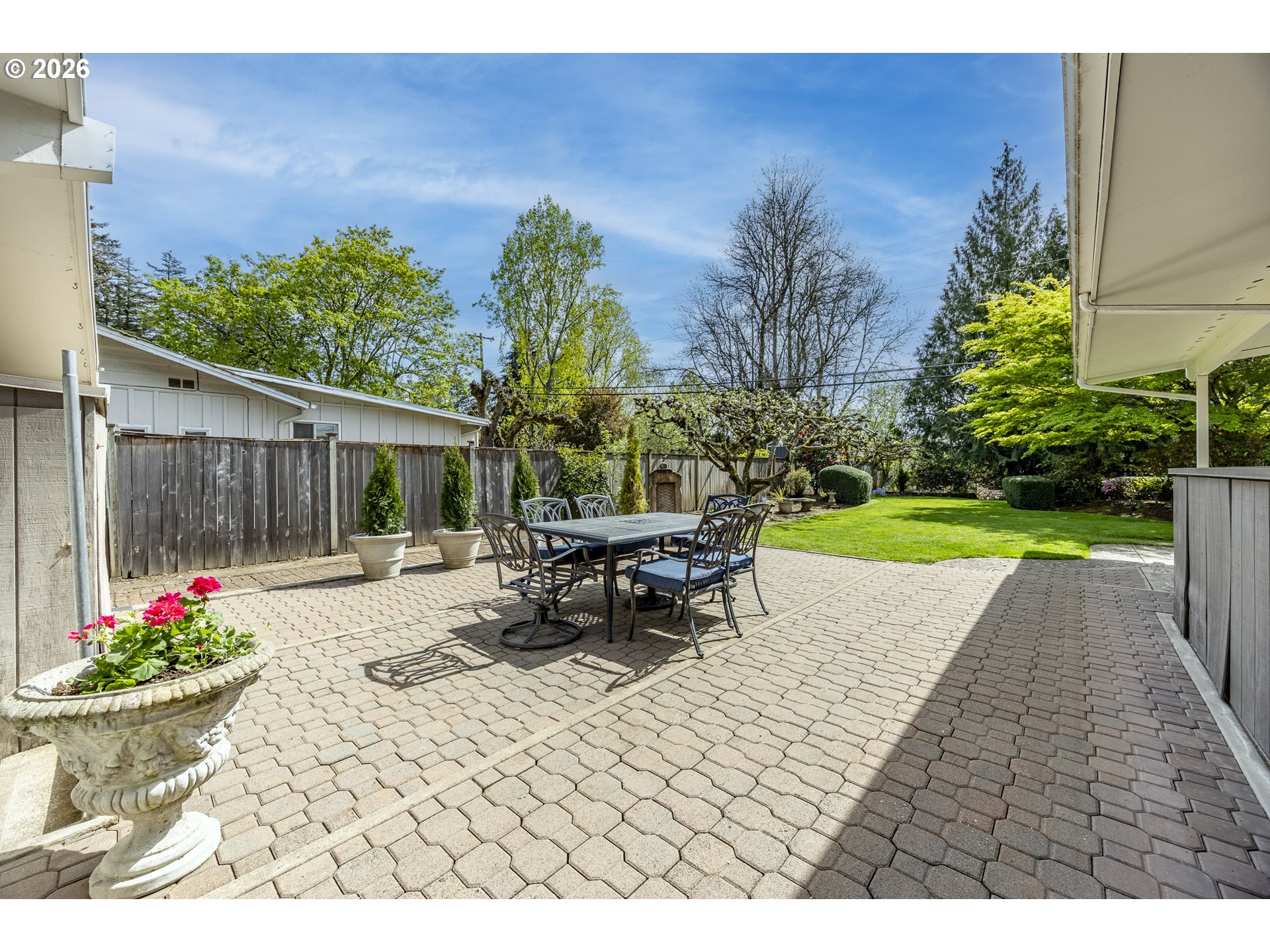 38 Kingsbury, Eugene, OR, 97404