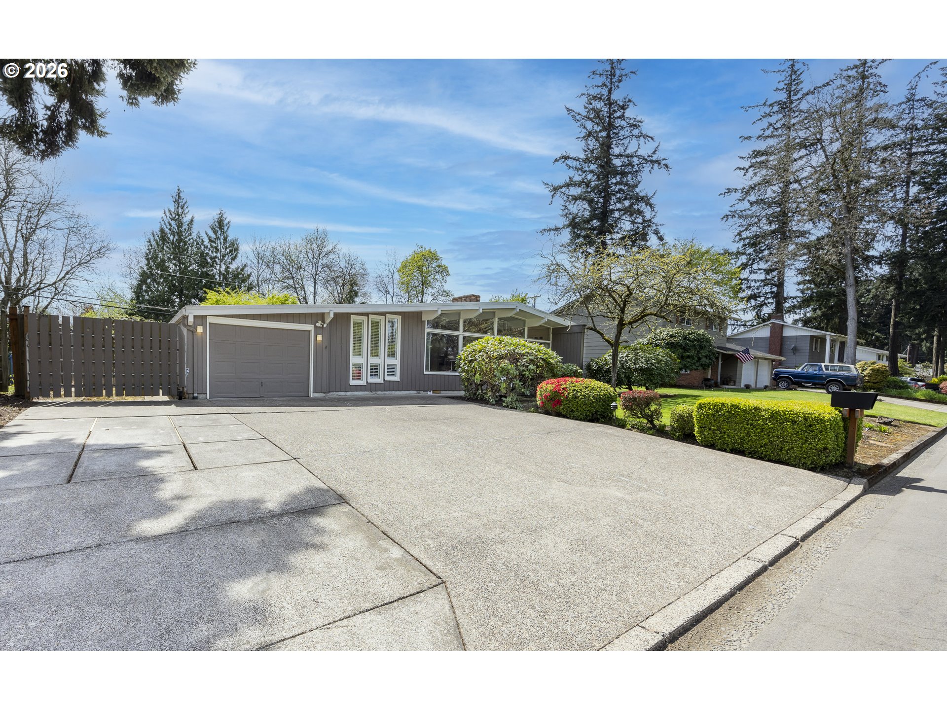 38 Kingsbury, Eugene, OR, 97404