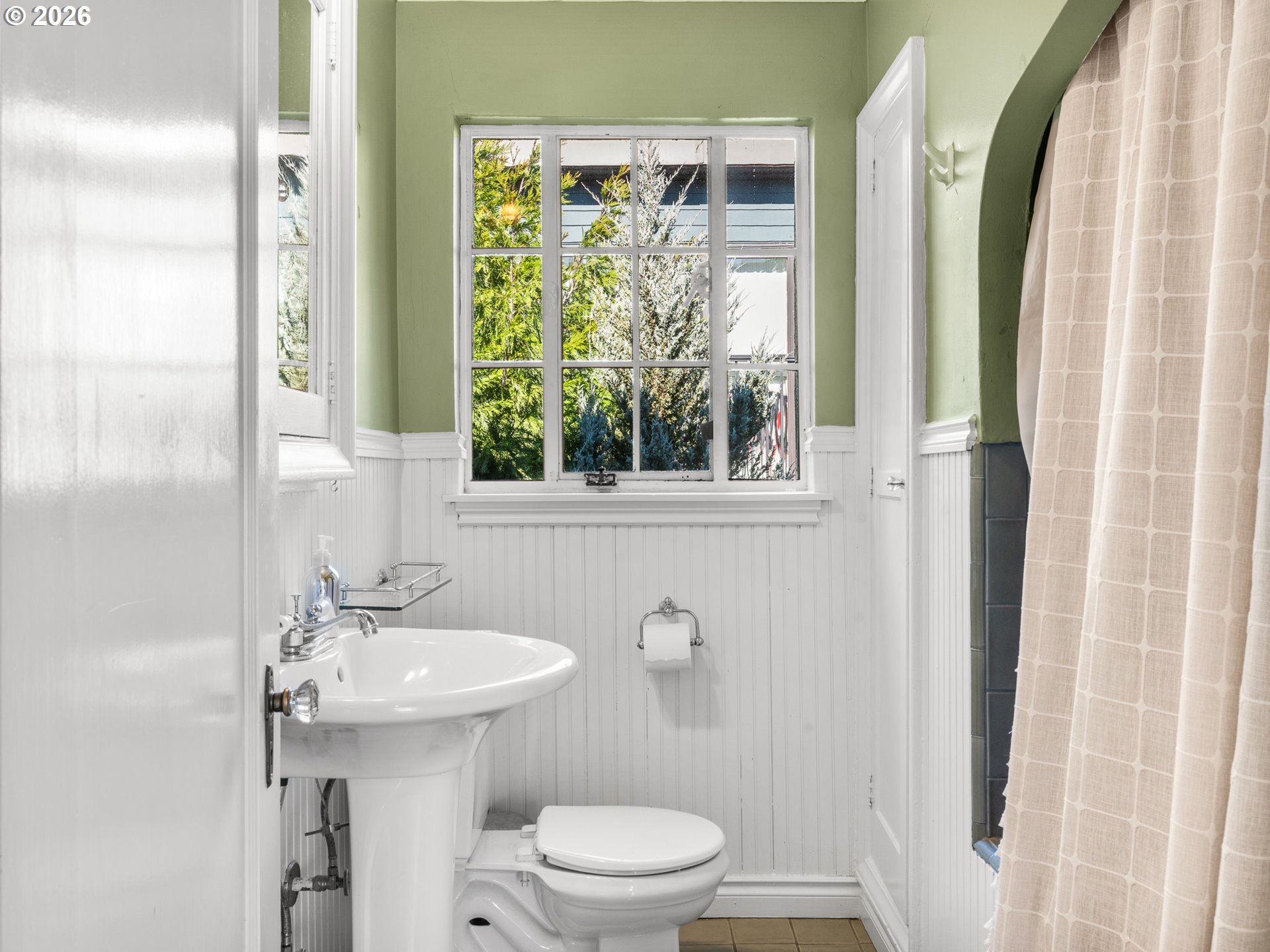 Photo #14: 176334962 Listing: Photo #14