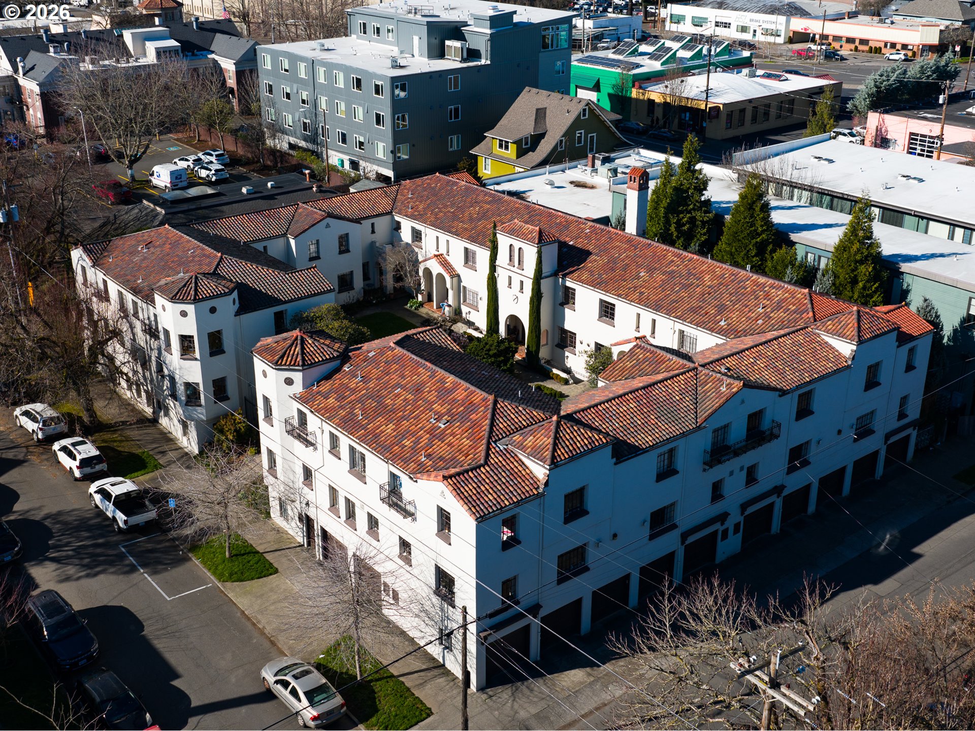 Photo #4: 176334962 Listing: Photo #4