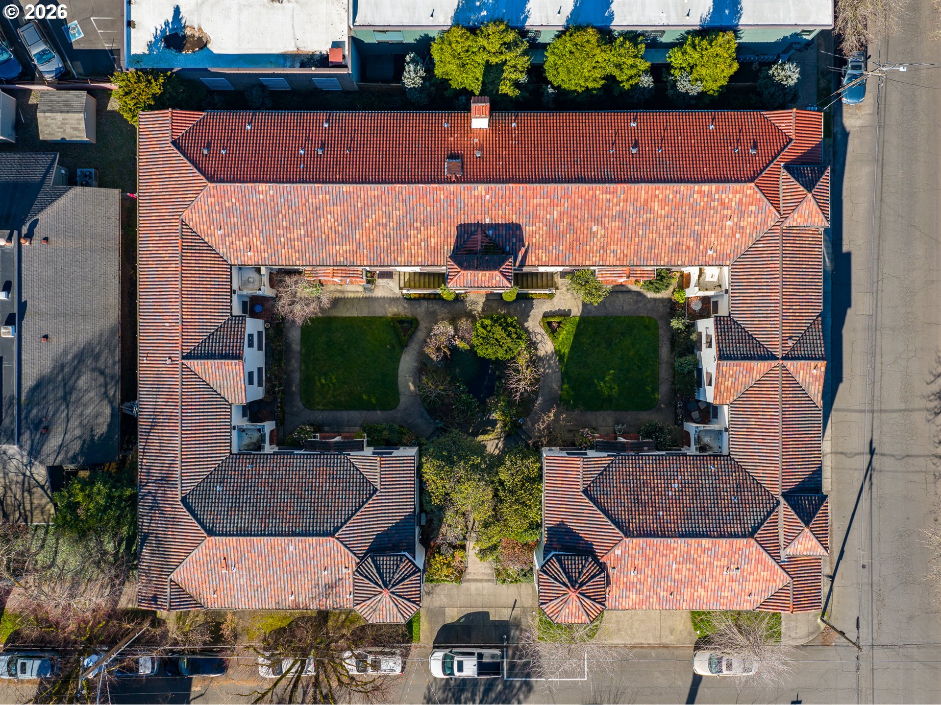 Photo #1: 176334962 Listing: Photo #1