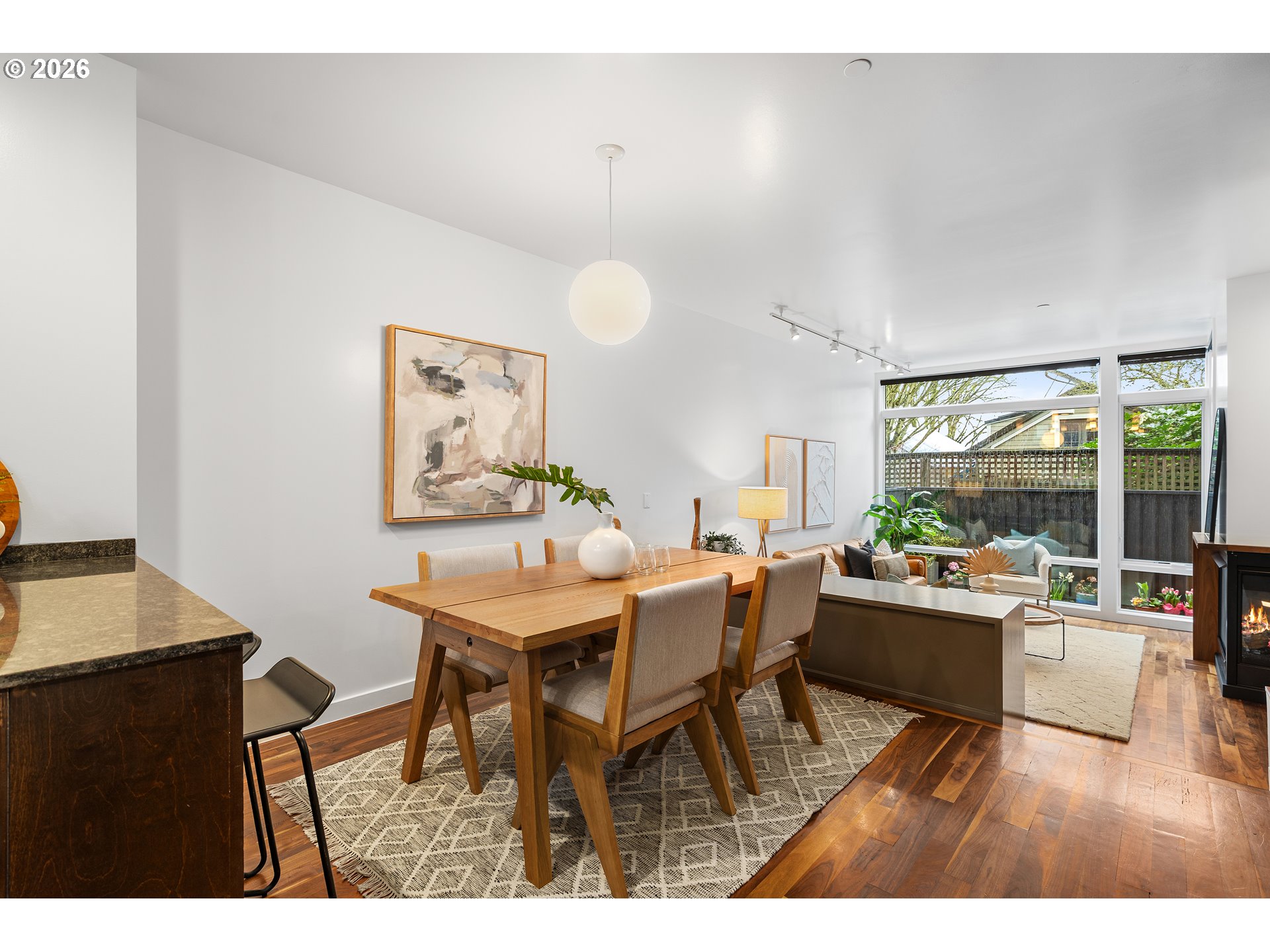 Photo #10: 176678825 Listing: Photo #10