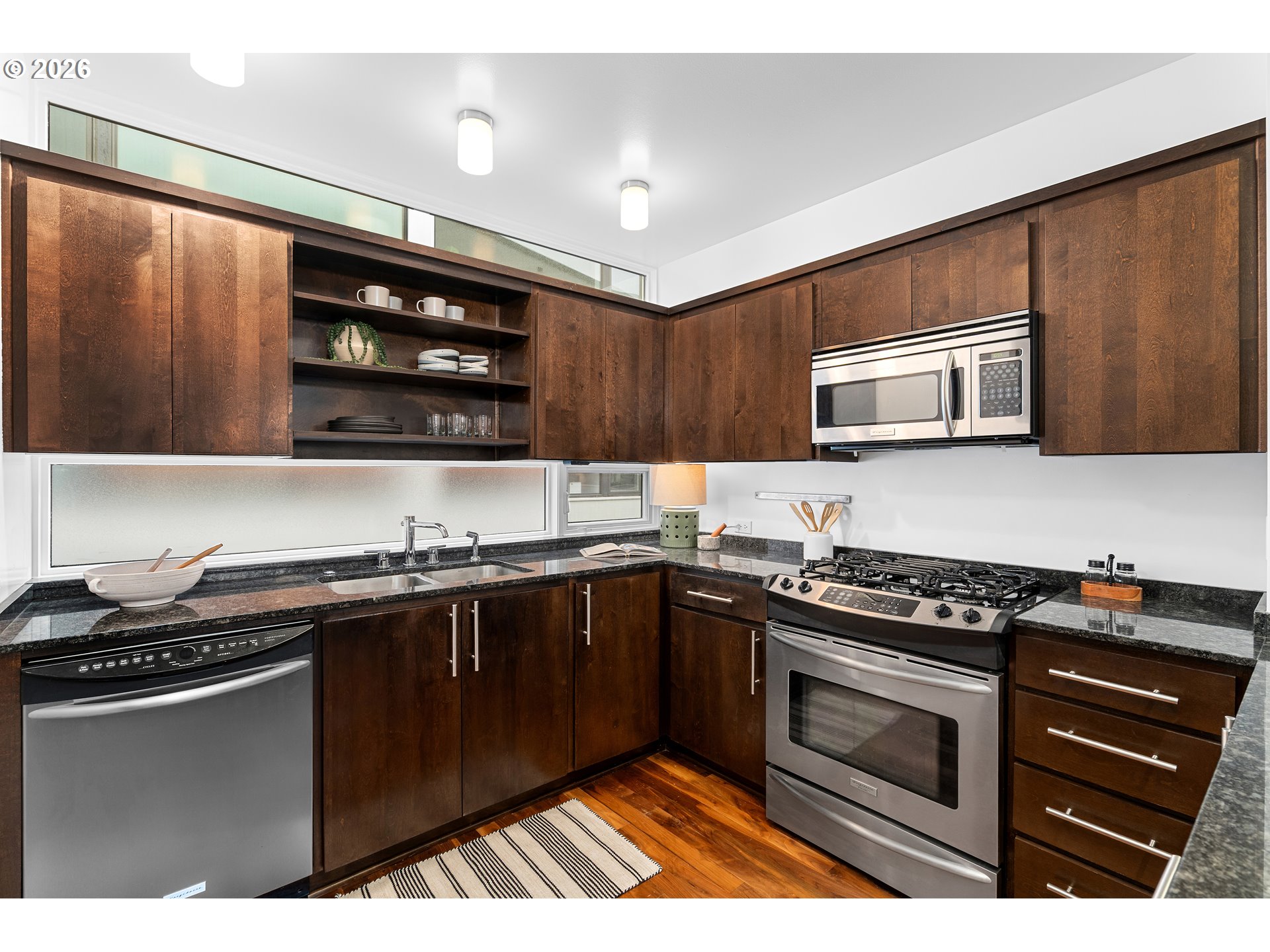 Photo #16: 176678825 Listing: Photo #16