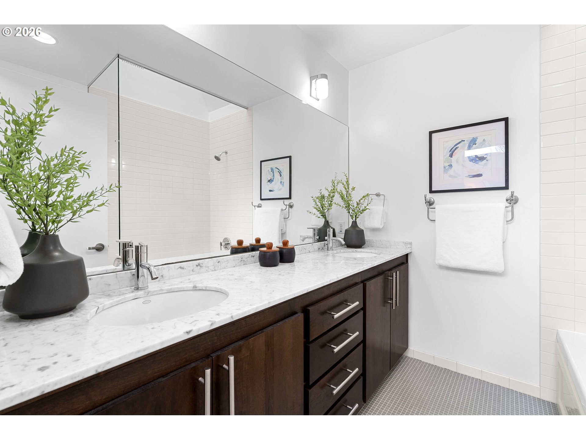 Photo #20: 176678825 Listing: Photo #20