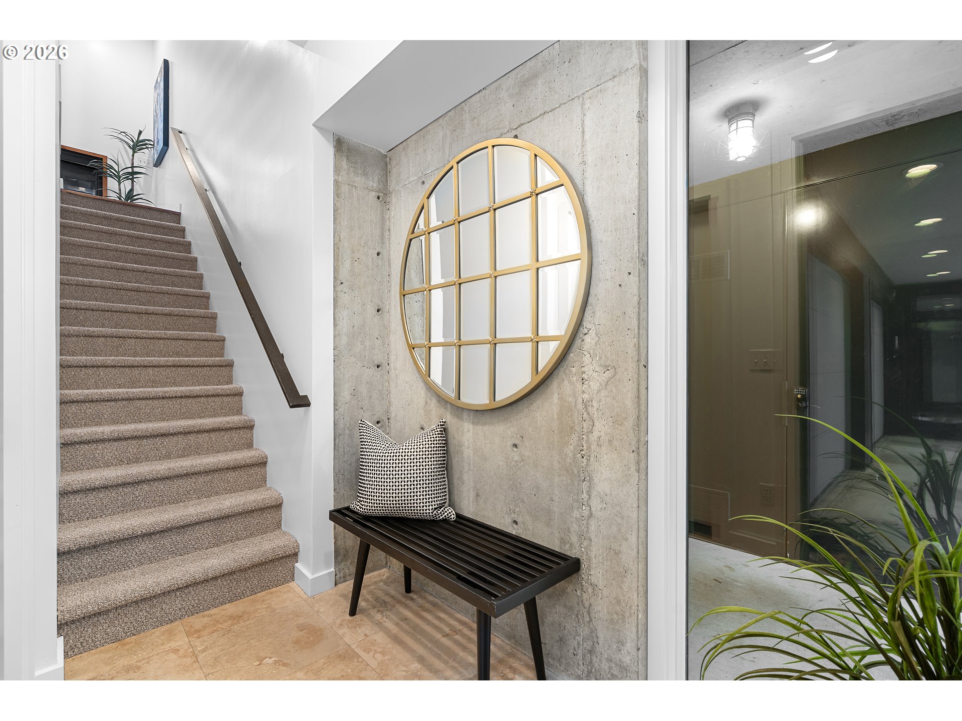 Photo #3: 176678825 Listing: Photo #3