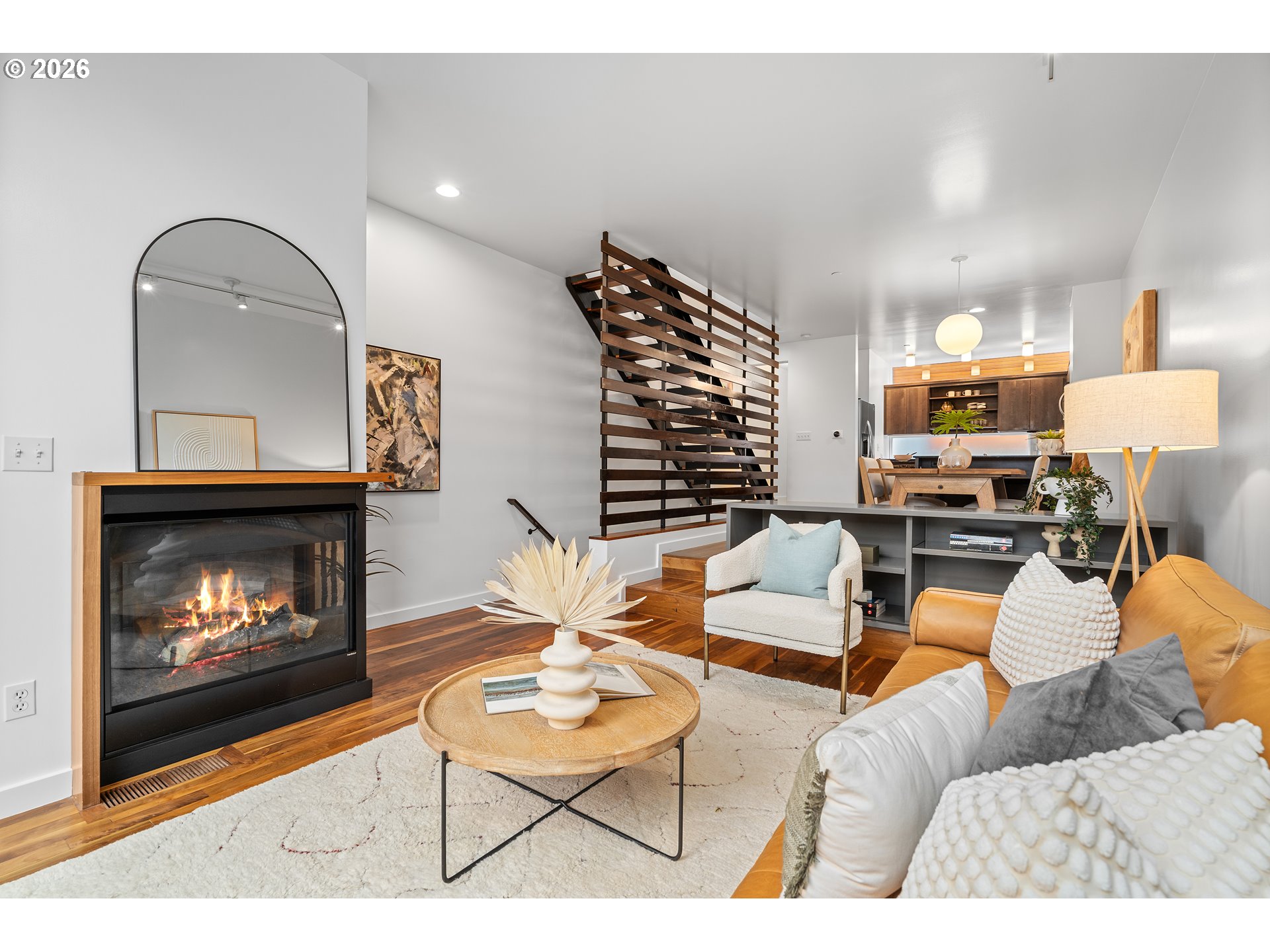 Photo #6: 176678825 Listing: Photo #6