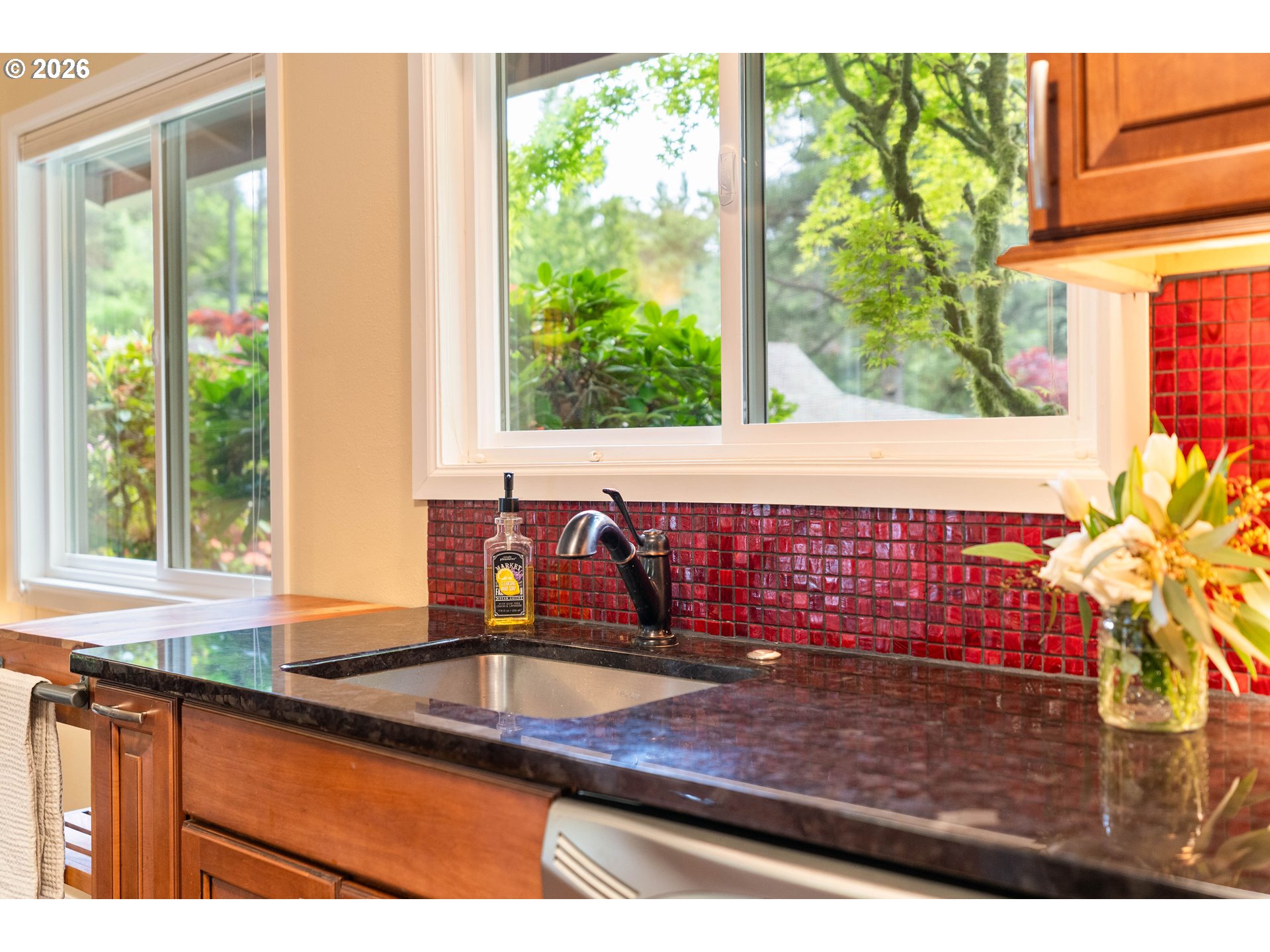 Photo #11: 177488786 Listing: Photo #11