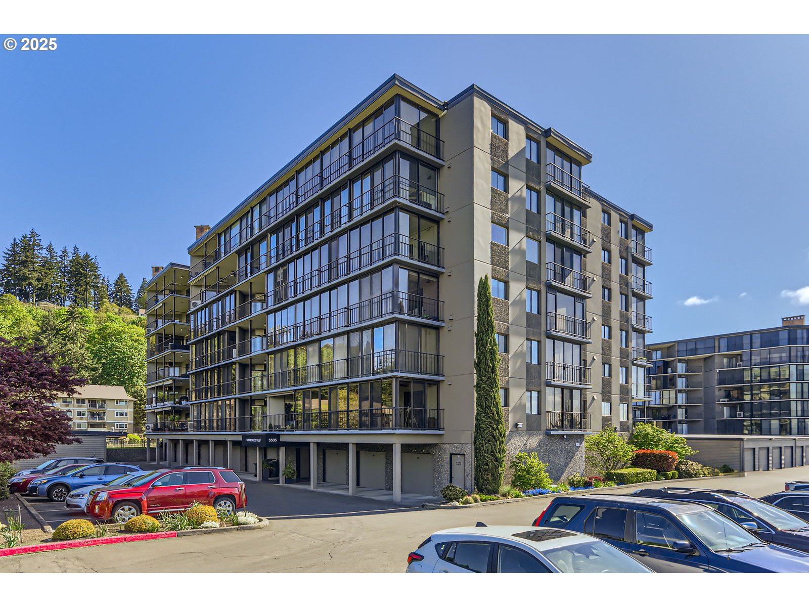 Photo #15: 177613429 Listing: Photo #15