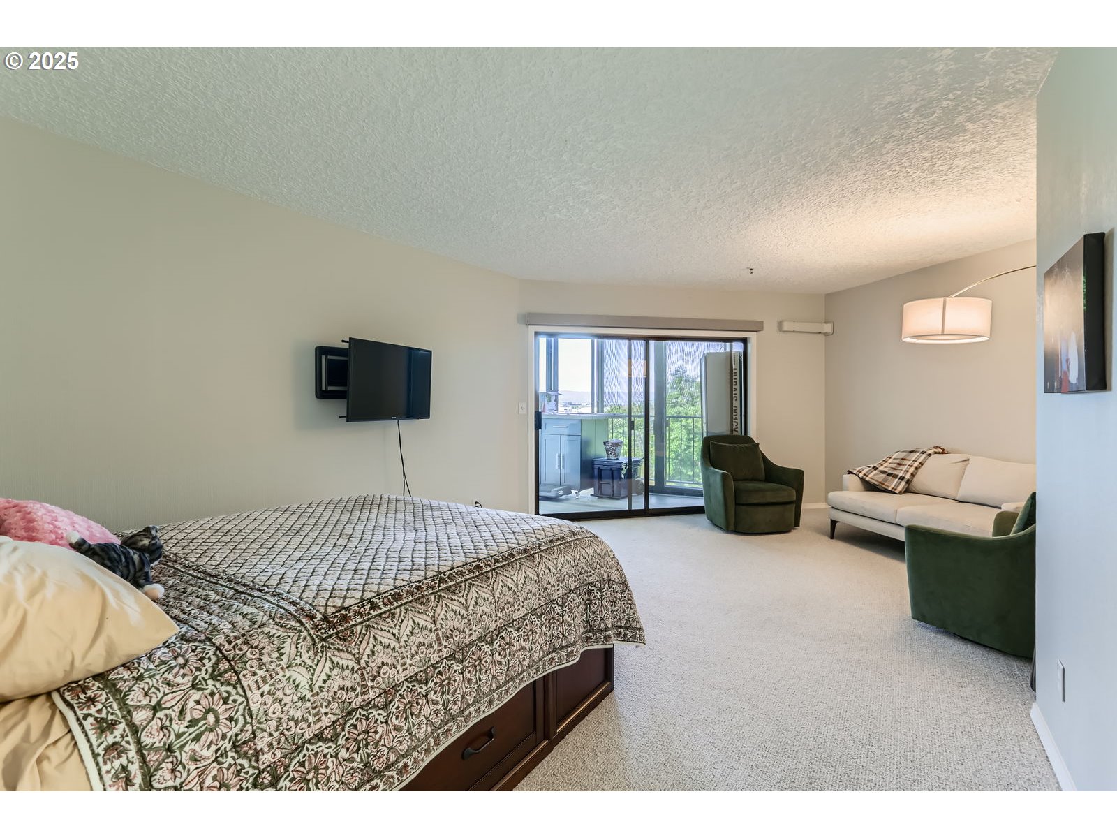 Photo #22: 177613429 Listing: Photo #22