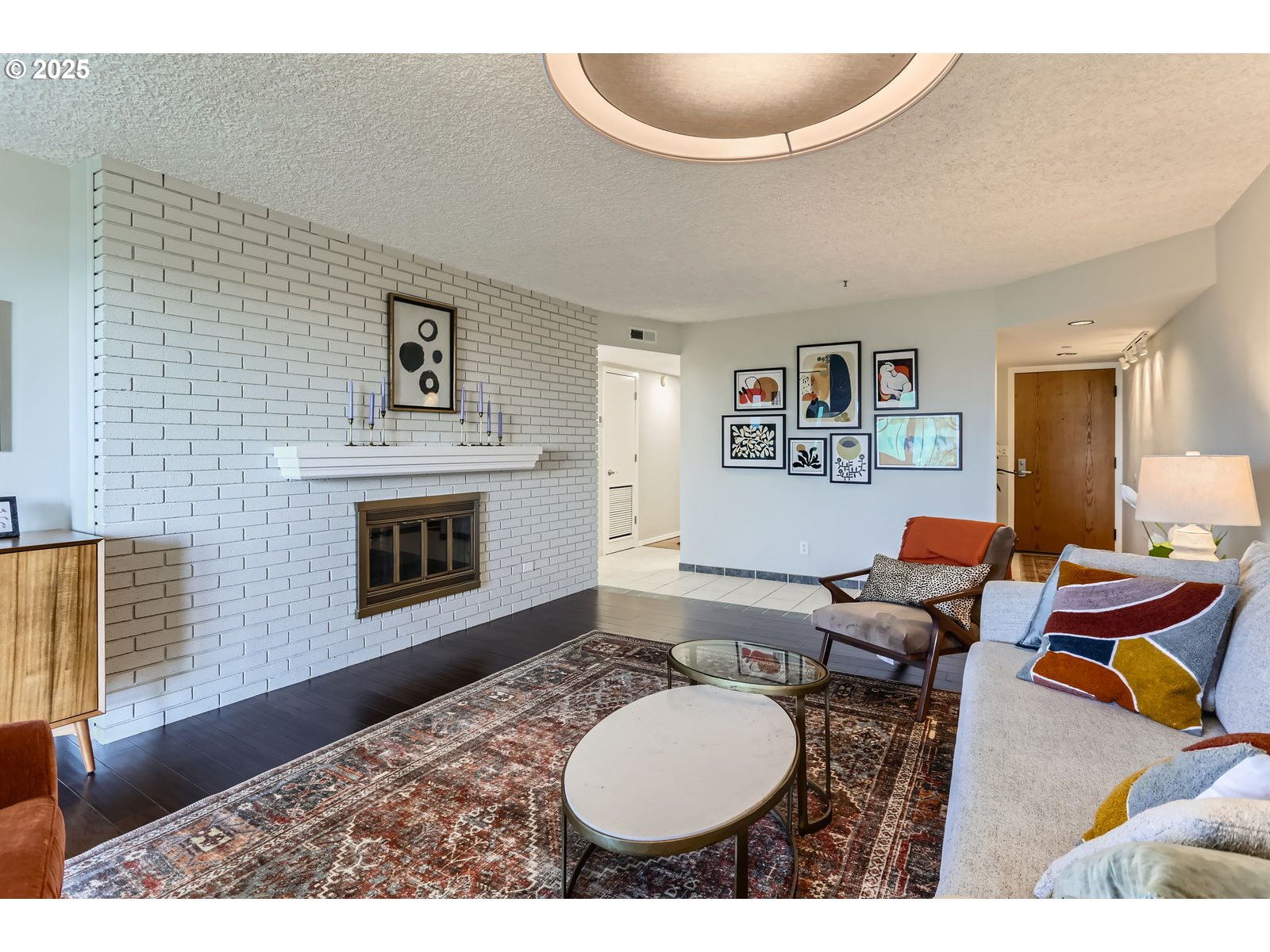 Photo #6: 177613429 Listing: Photo #6