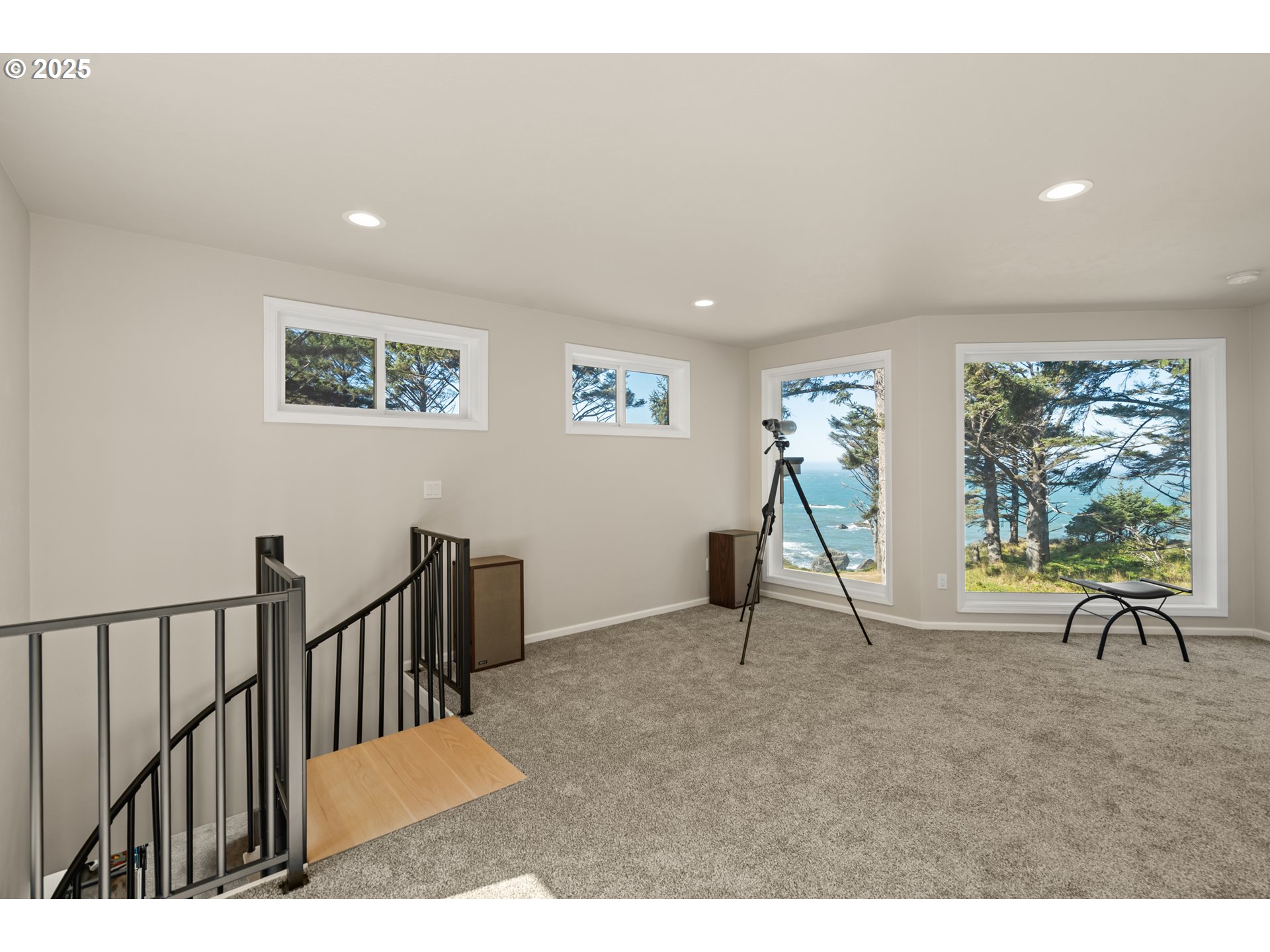 94270 MOUND WAY, Gold Beach, OR, 97444