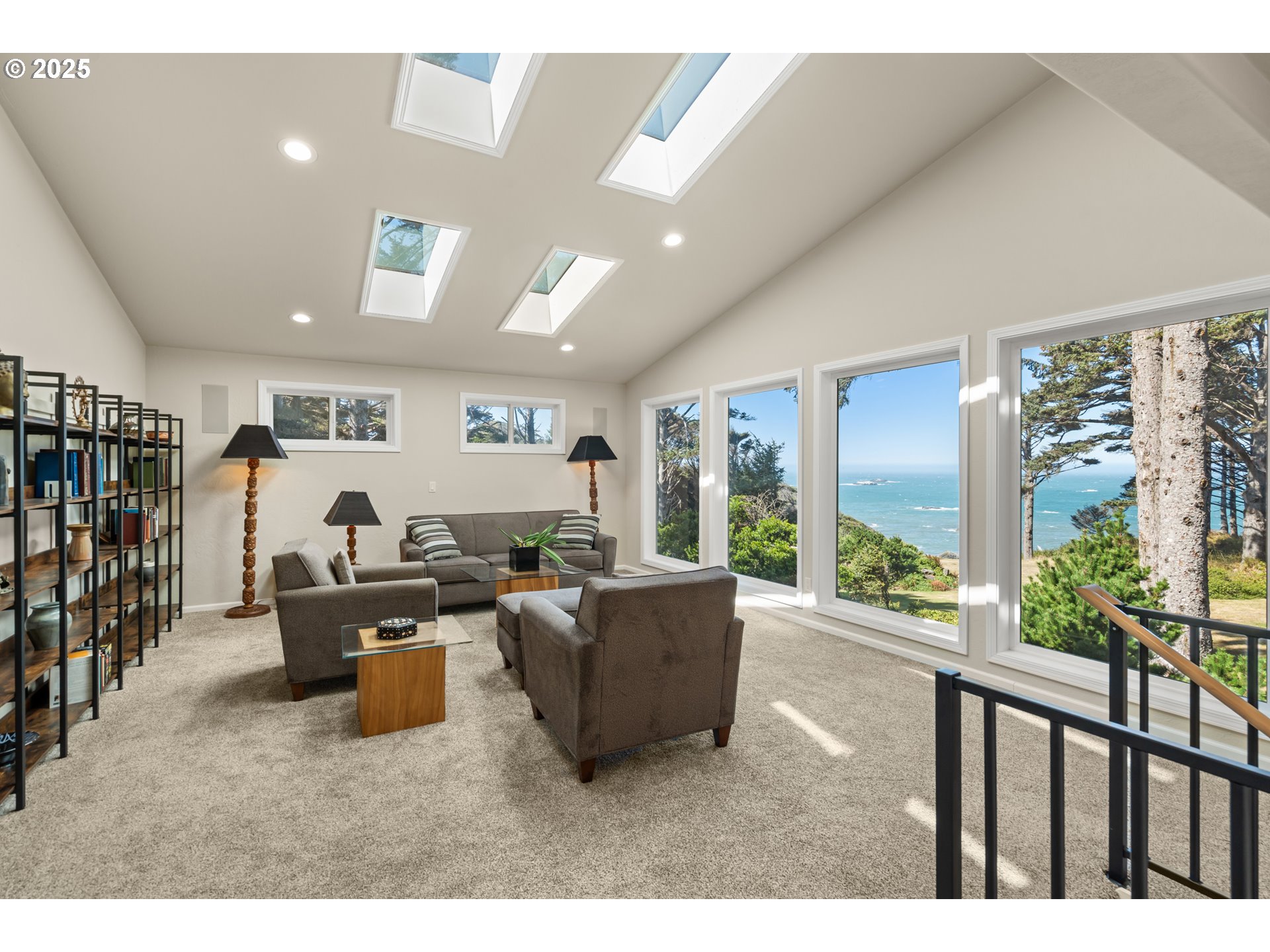 94270 MOUND WAY, Gold Beach, OR, 97444