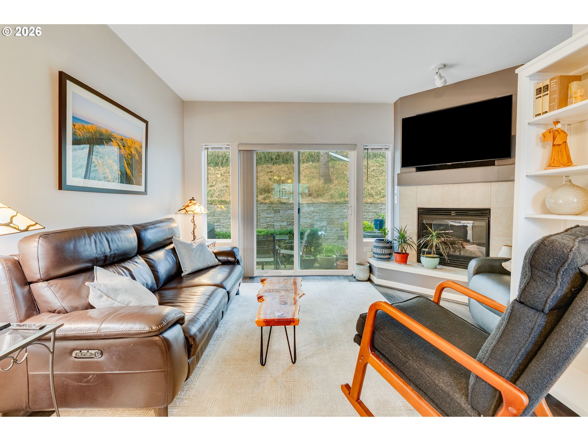 Photo #2: 178442867 Listing: Photo #2