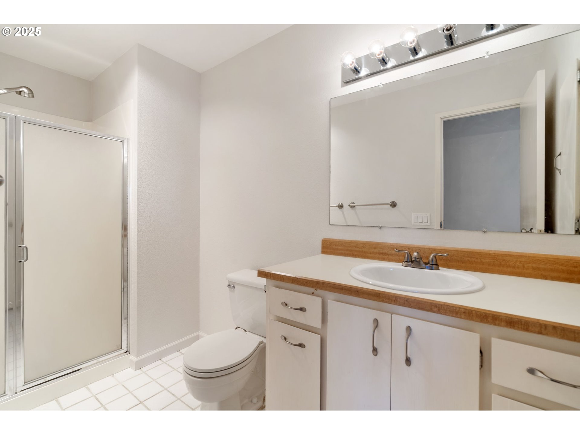 Photo #12: 178622505 Listing: Photo #12