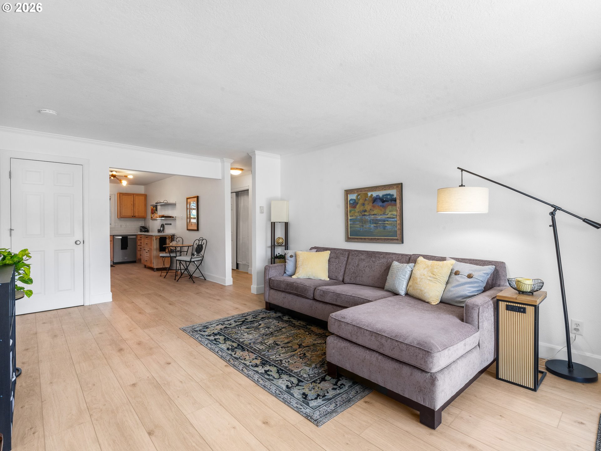 Photo #5: 178658263 Listing: Photo #5