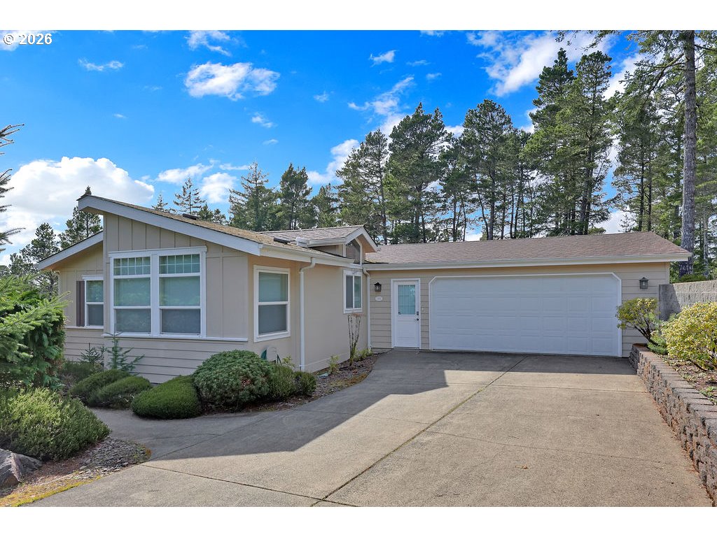 129 EVERGREEN LN, Florence, OR, 97439