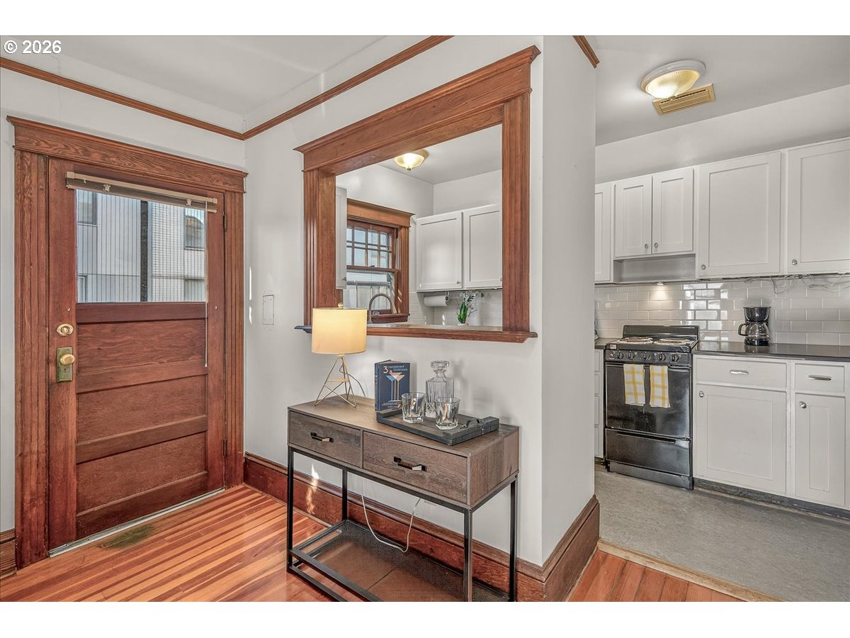 Photo #22: 179098635 Listing: Photo #22