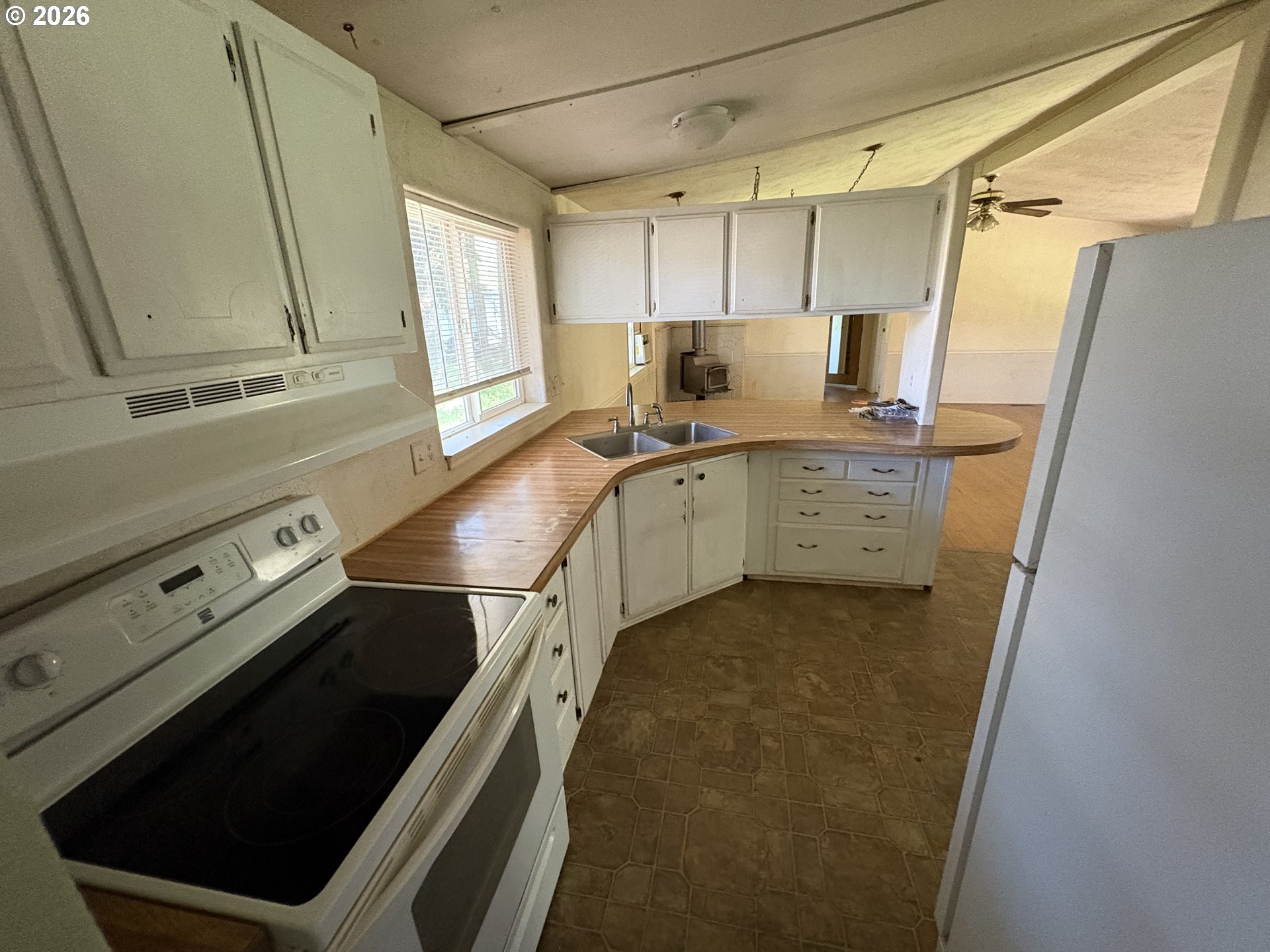 Property photo 11 of 20