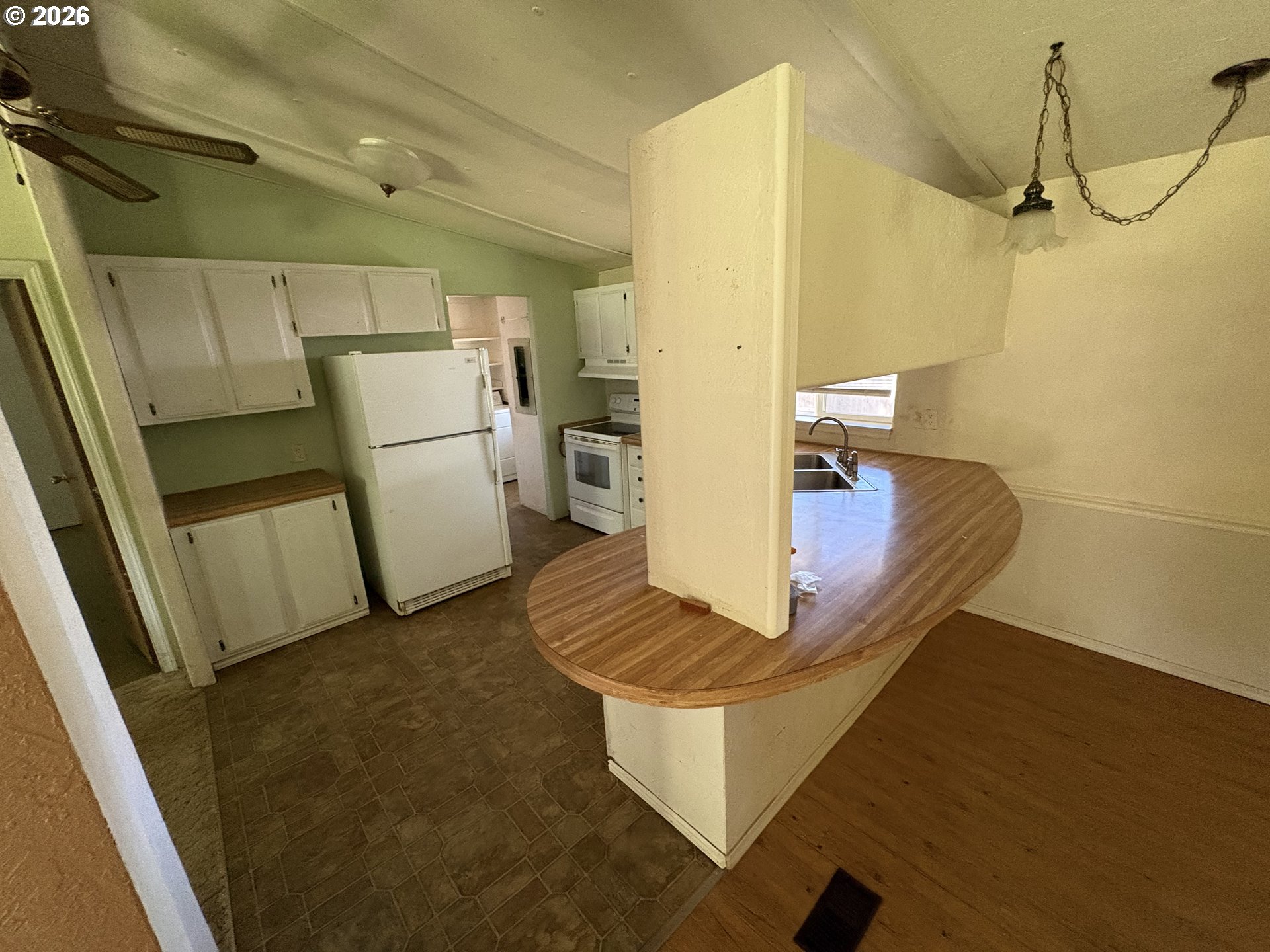Property photo 9 of 20