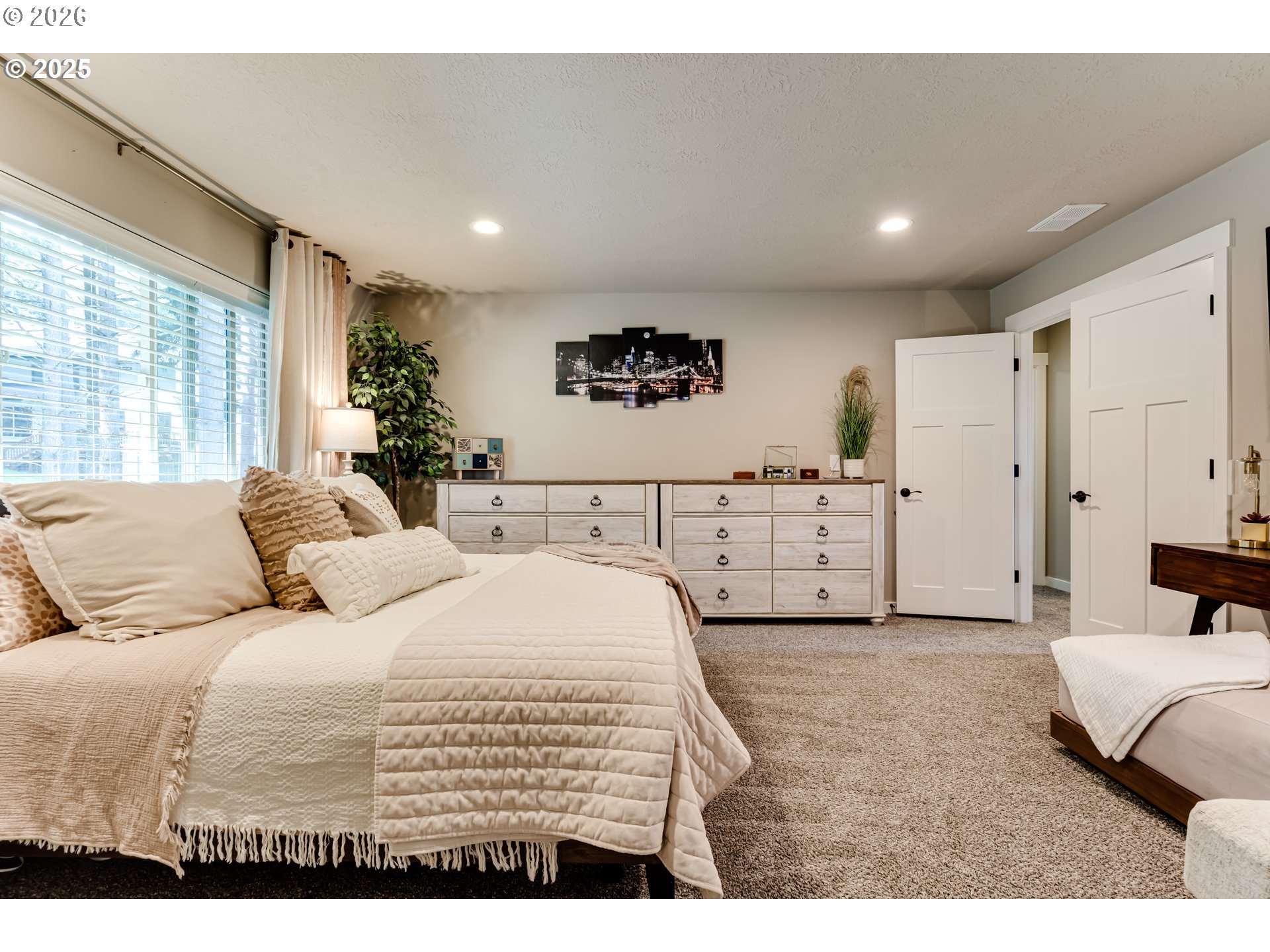 3237 TIMBERLINE DR, Eugene, OR, 97405