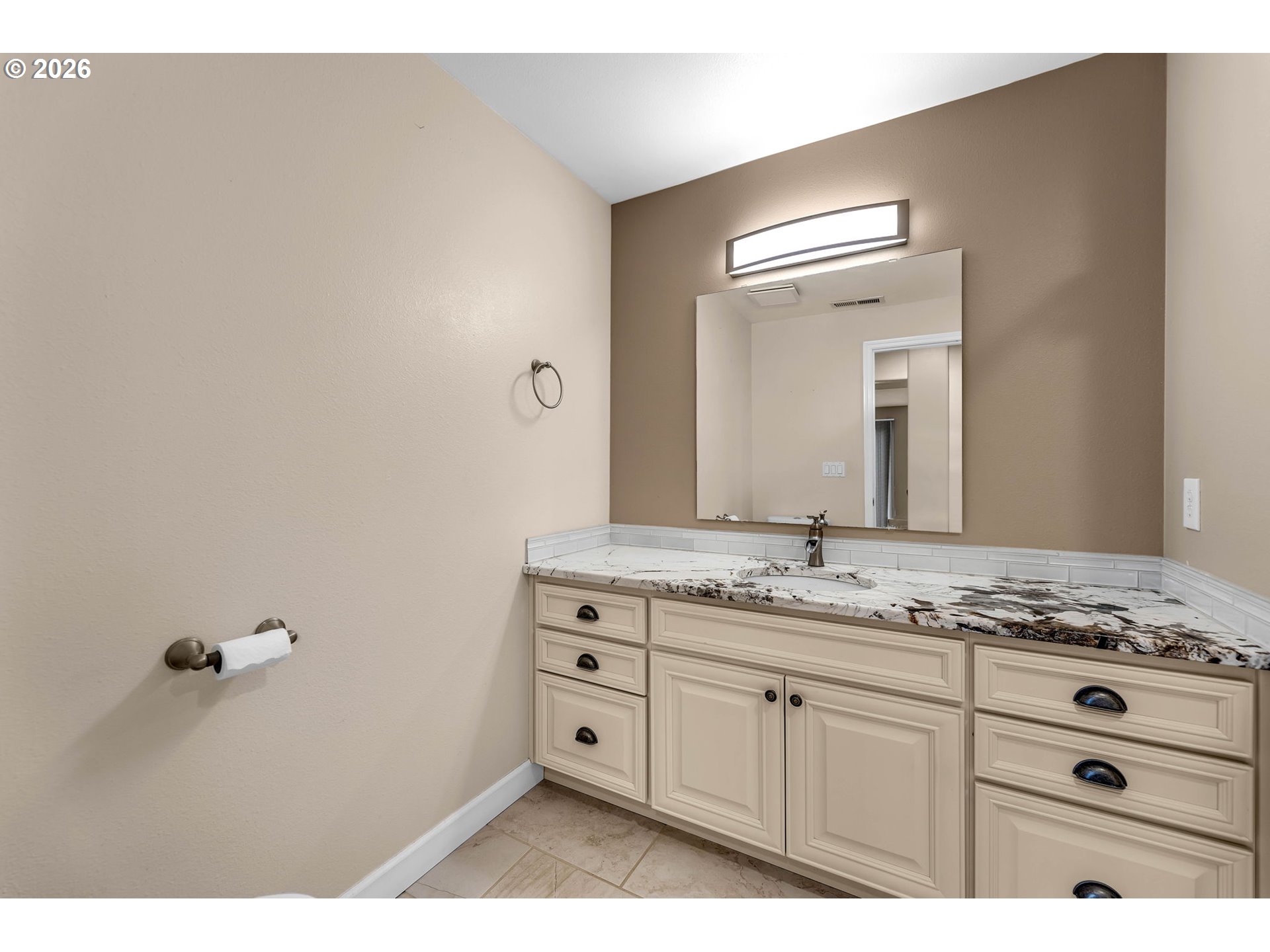 16000 NE 185TH AVE, BrushPrairie, 4 Bedrooms Bedrooms, ,3.1 BathroomsBathrooms,Residential,For Sale,185TH,0,180144399