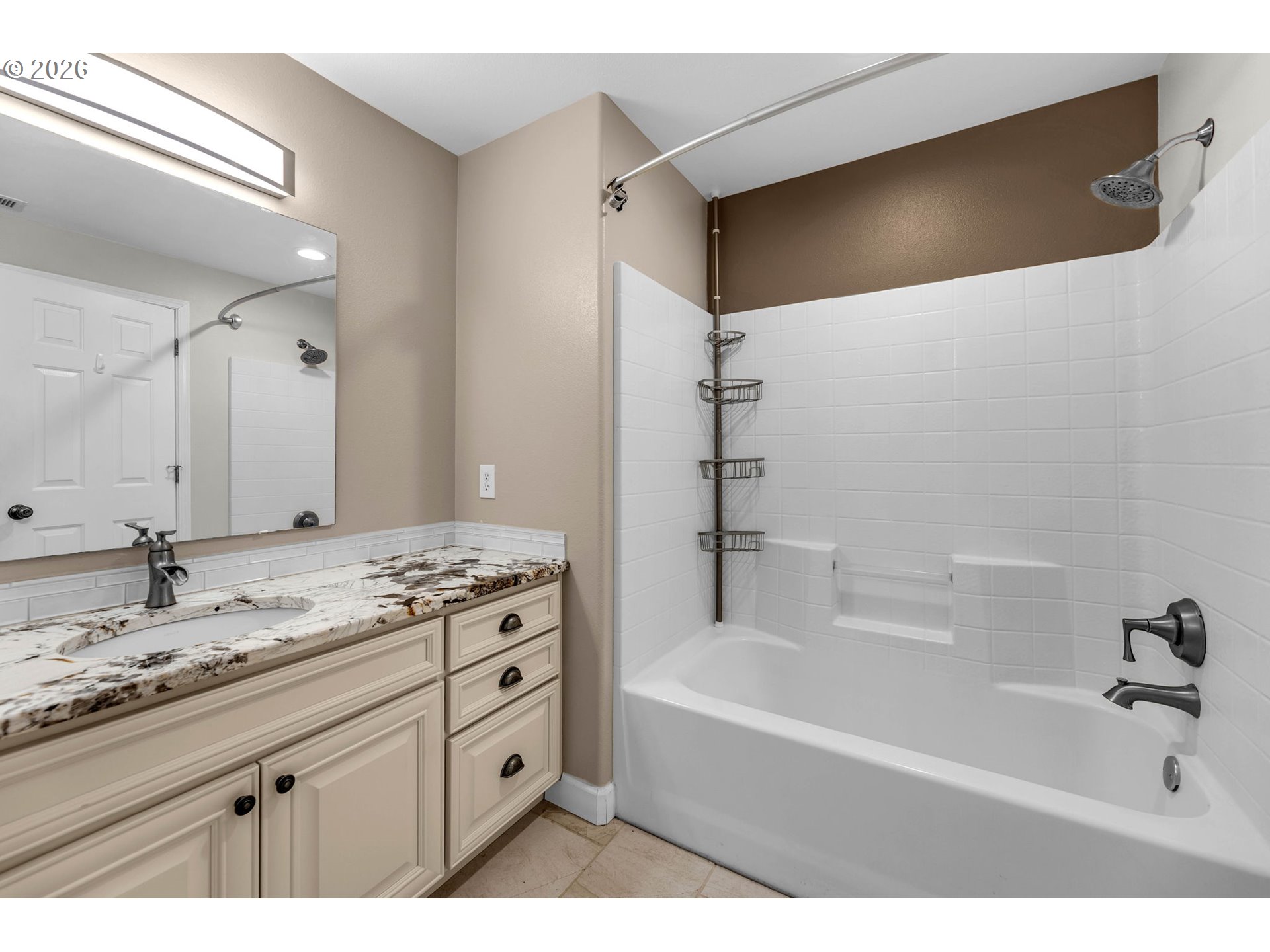 16000 NE 185TH AVE, BrushPrairie, 4 Bedrooms Bedrooms, ,3.1 BathroomsBathrooms,Residential,For Sale,185TH,0,180144399