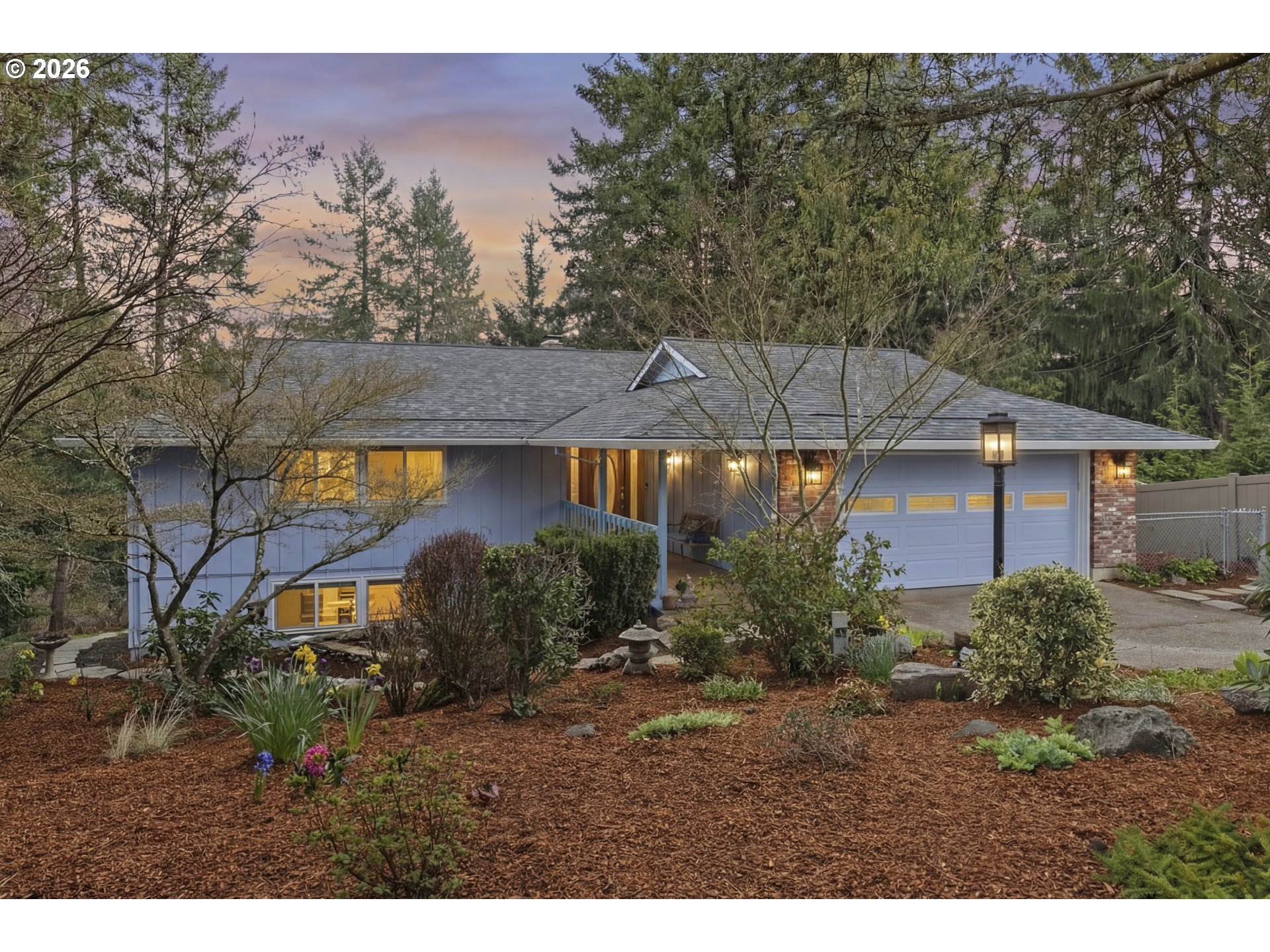 1960 W 25TH AVE, Eugene, OR, 97405