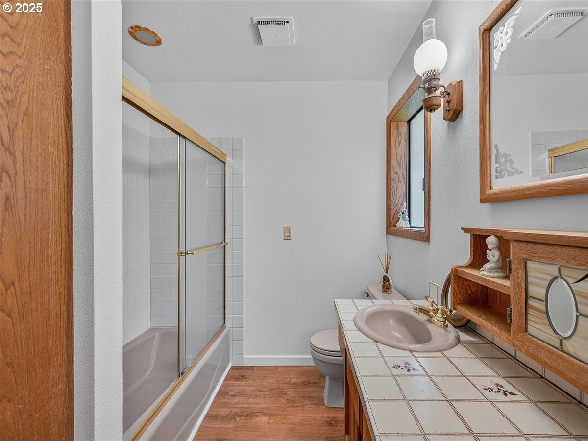 18680 SE HIGHWAY 212, Damascus, OR, 97089