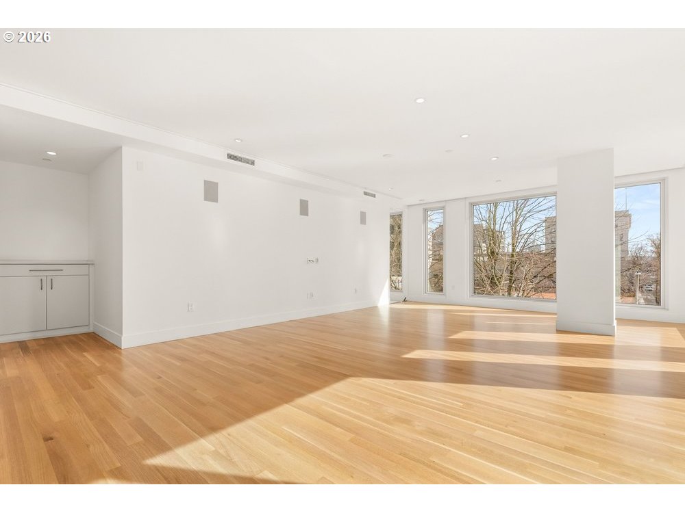 Photo #13: 181131128 Listing: Photo #13