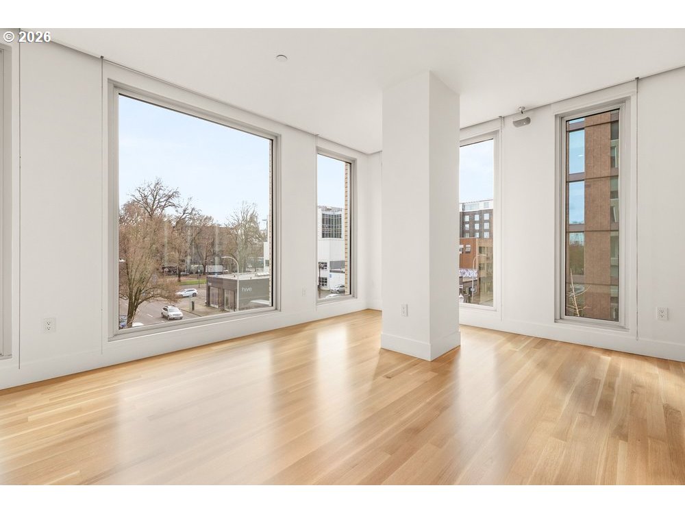 Photo #9: 181131128 Listing: Photo #9