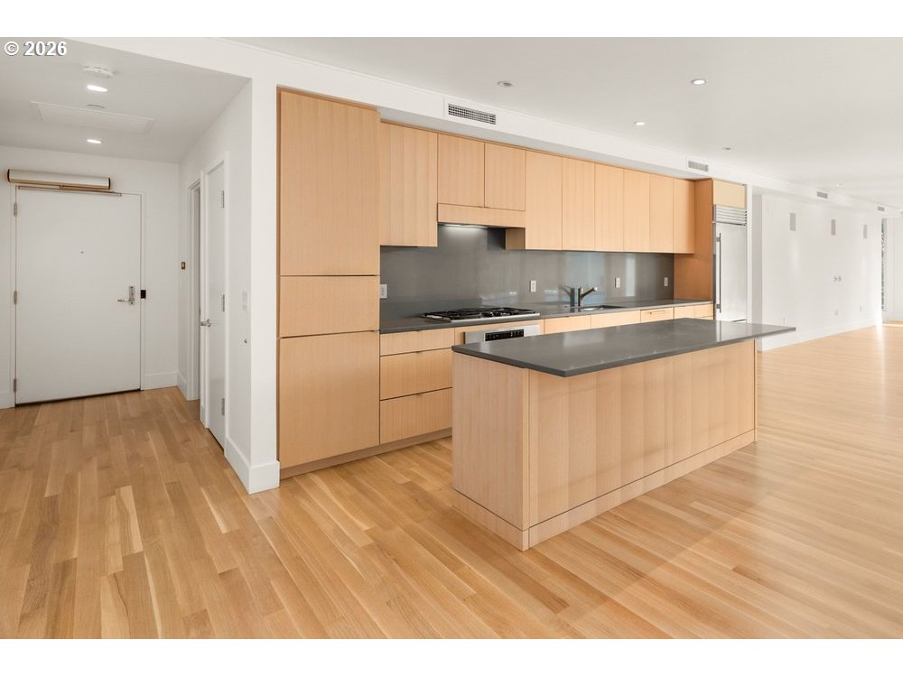 Photo #18: 181131128 Listing: Photo #18