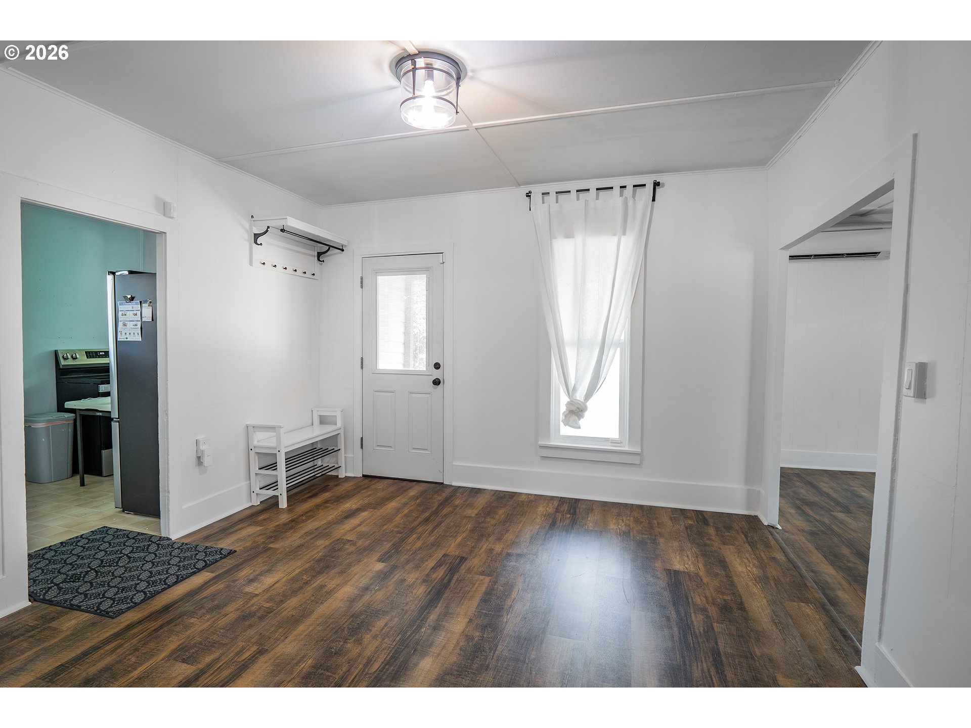 Property photo 11 of 35