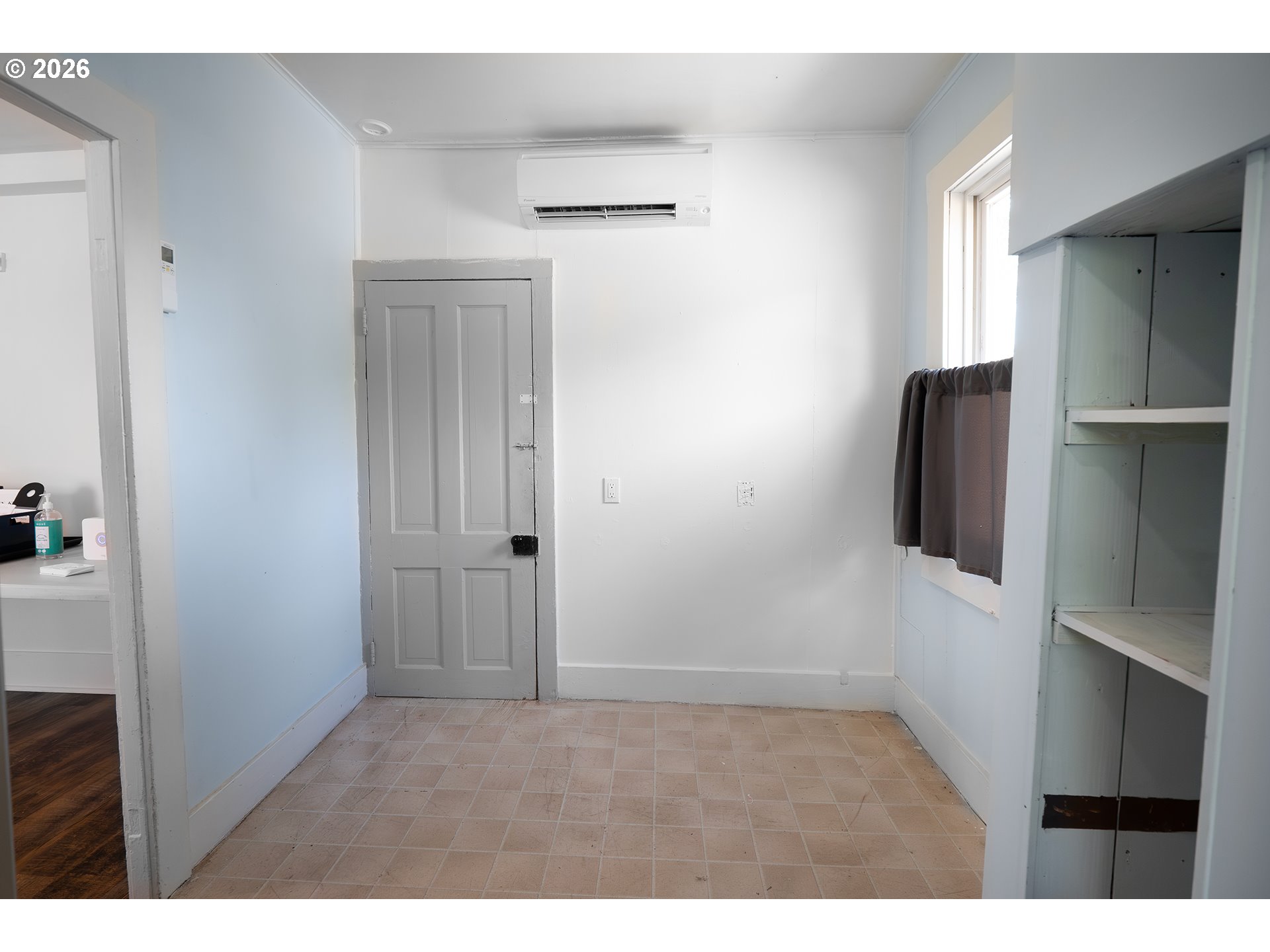 Property photo 18 of 35