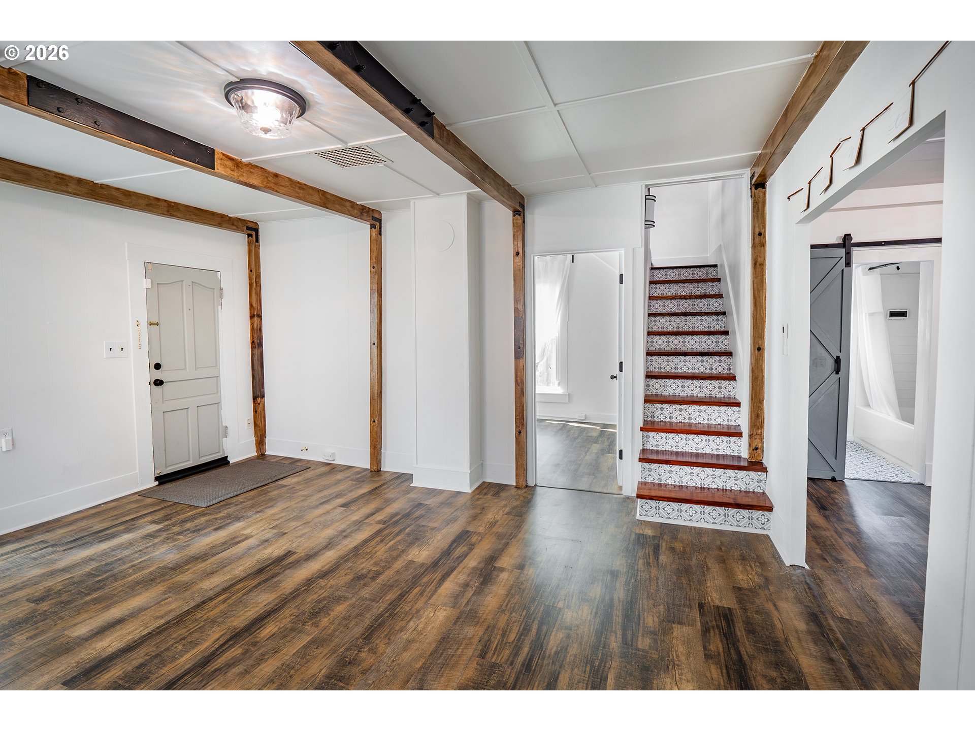 Property photo 5 of 35