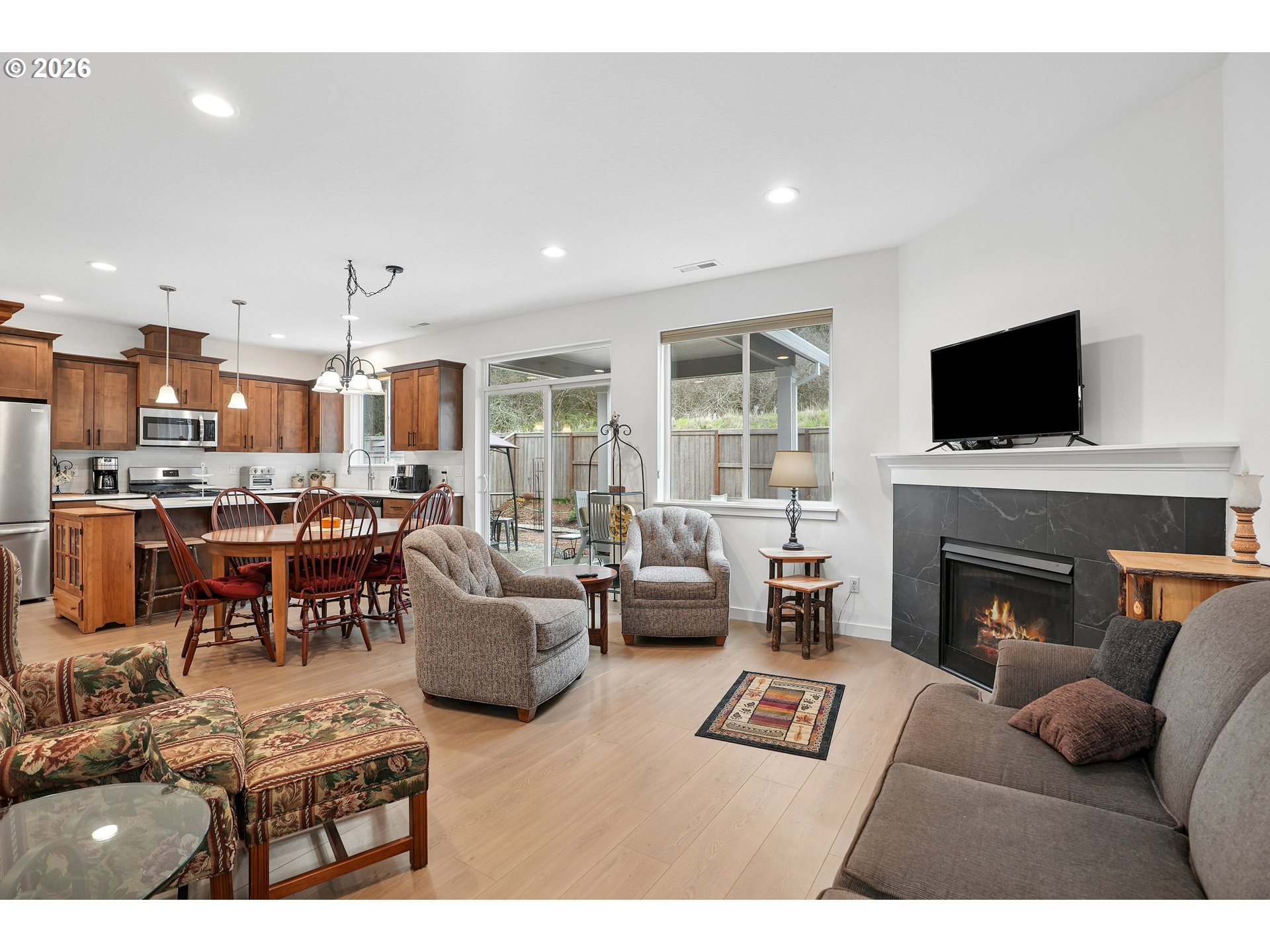 10435 SE Heritage RD, Happy Valley, OR, 97086