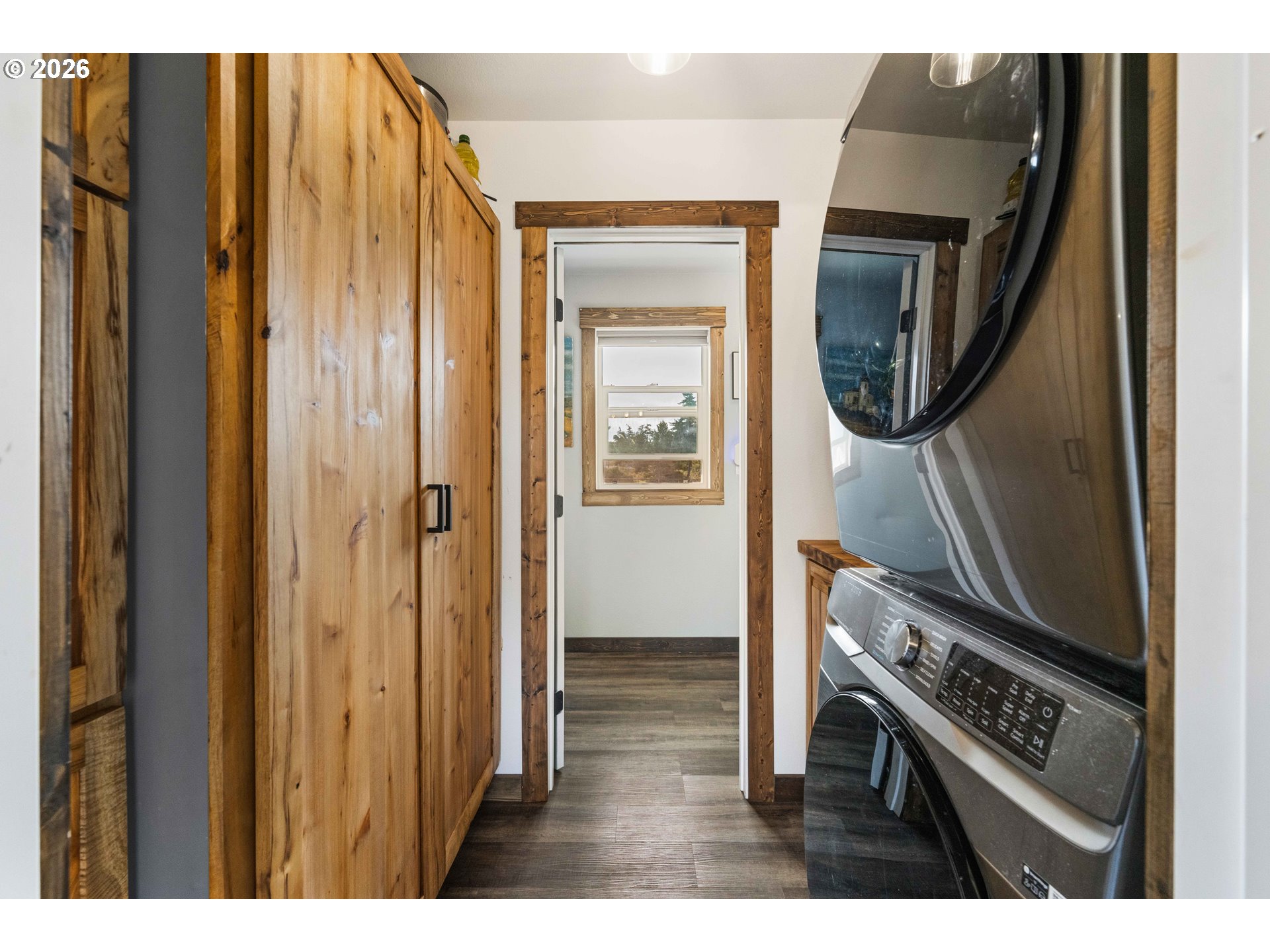 87593 TWO MILE LN, Bandon, OR 97411