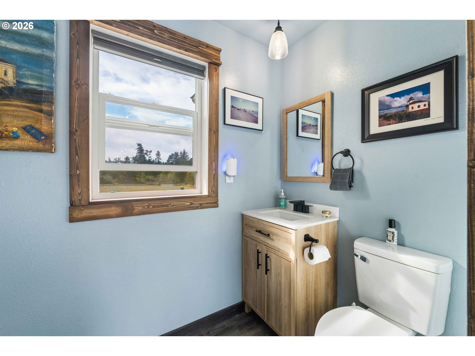 87593 TWO MILE LN, Bandon, OR 97411