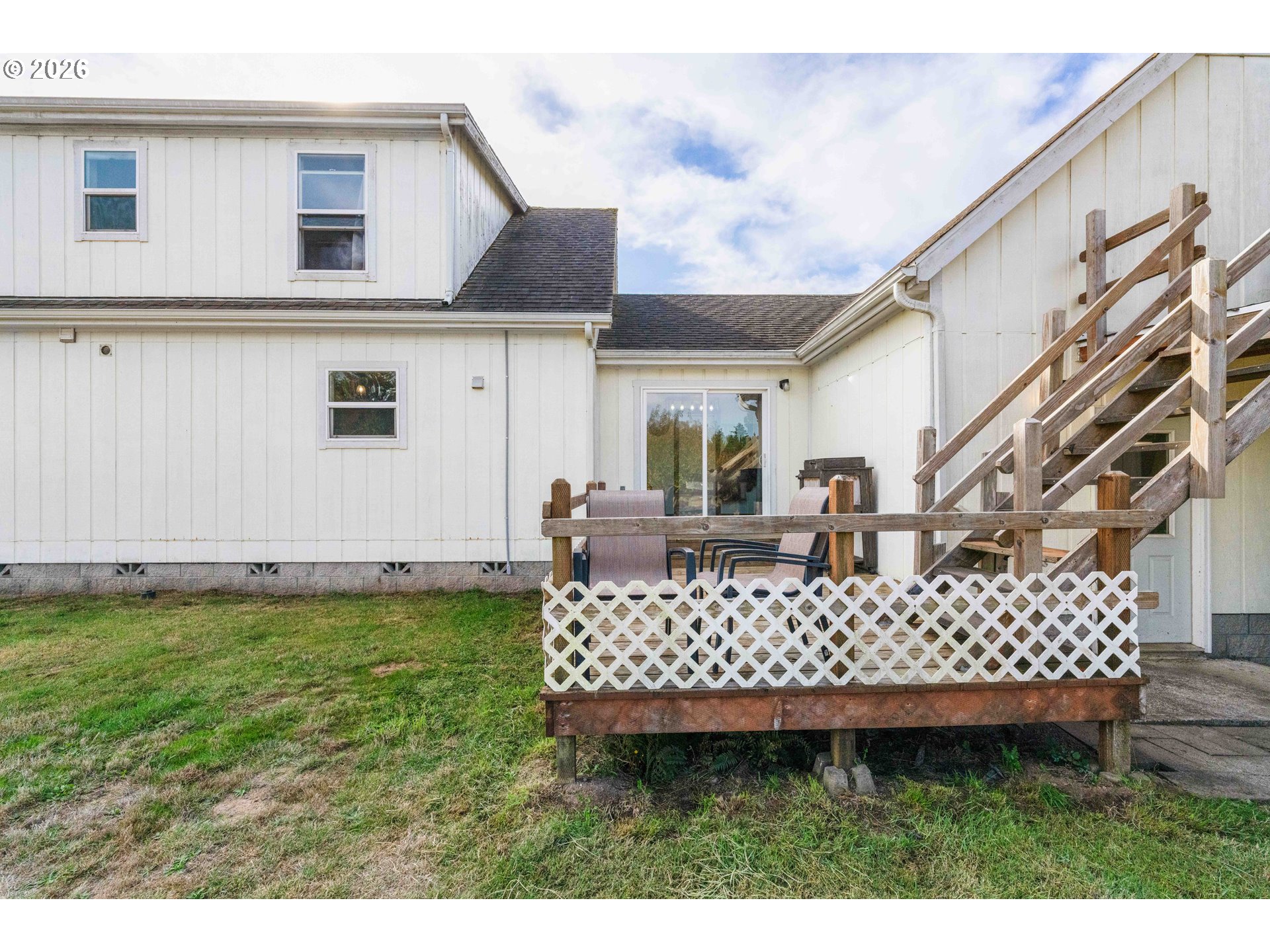 87593 TWO MILE LN, Bandon, OR 97411