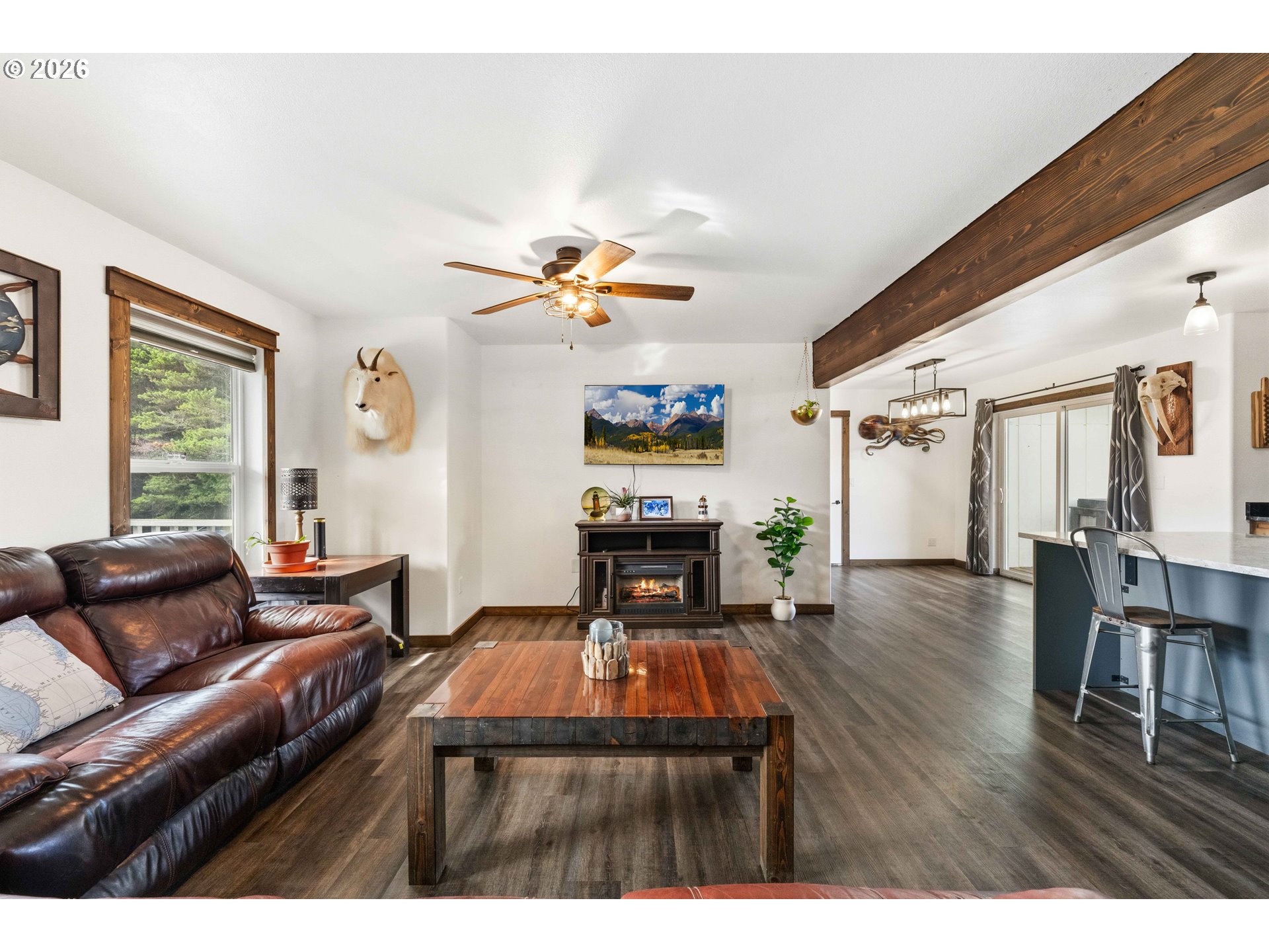 87593 TWO MILE LN, Bandon, OR 97411