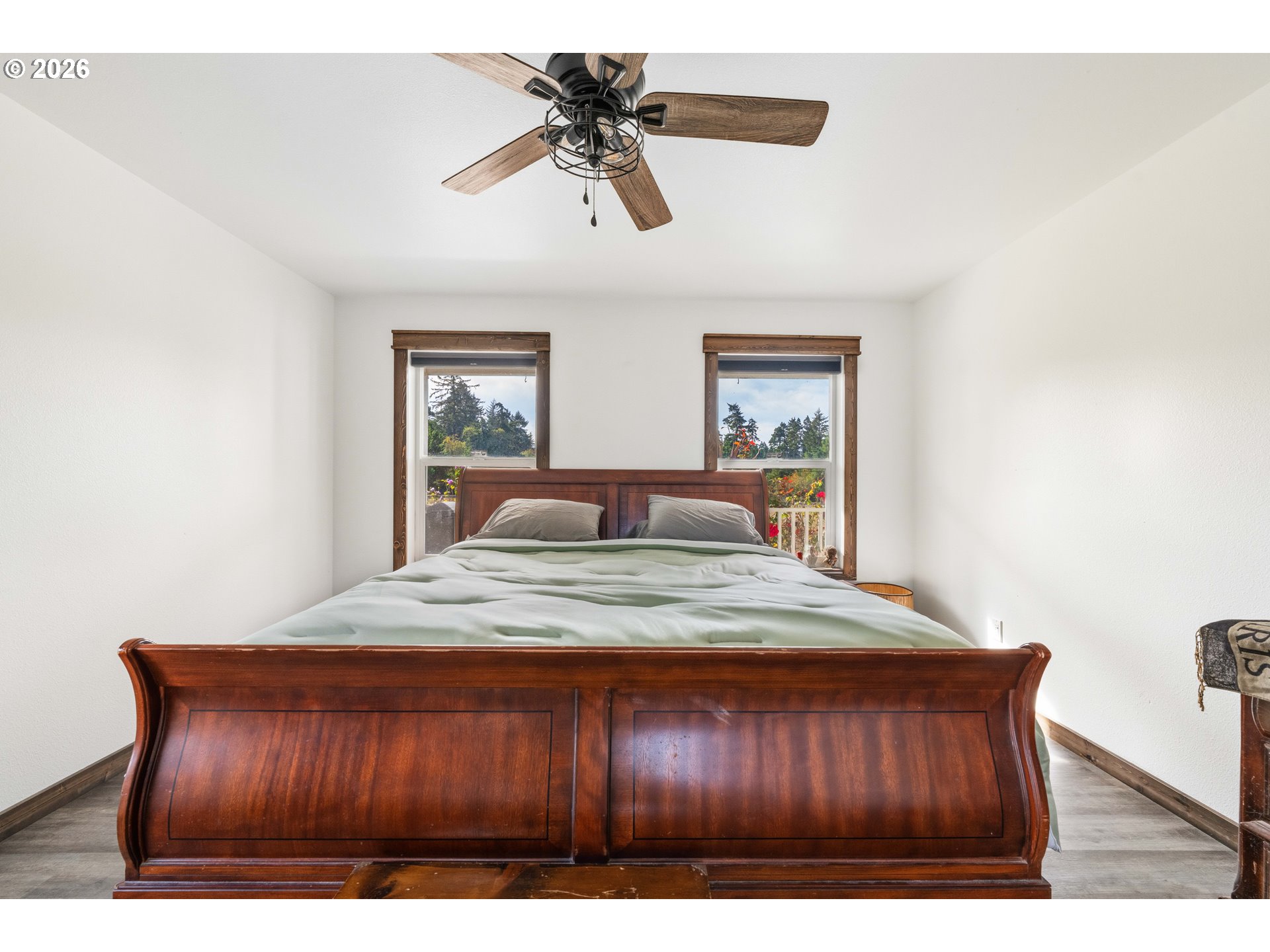 87593 TWO MILE LN, Bandon, OR 97411