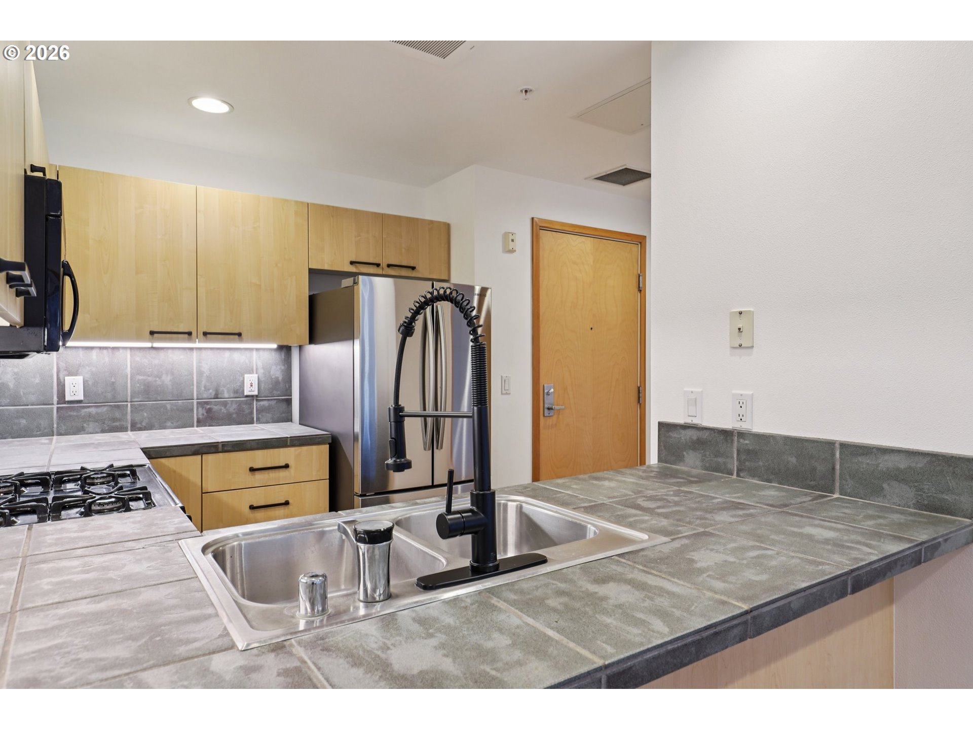 Photo #13: 182764881 Listing: Photo #13